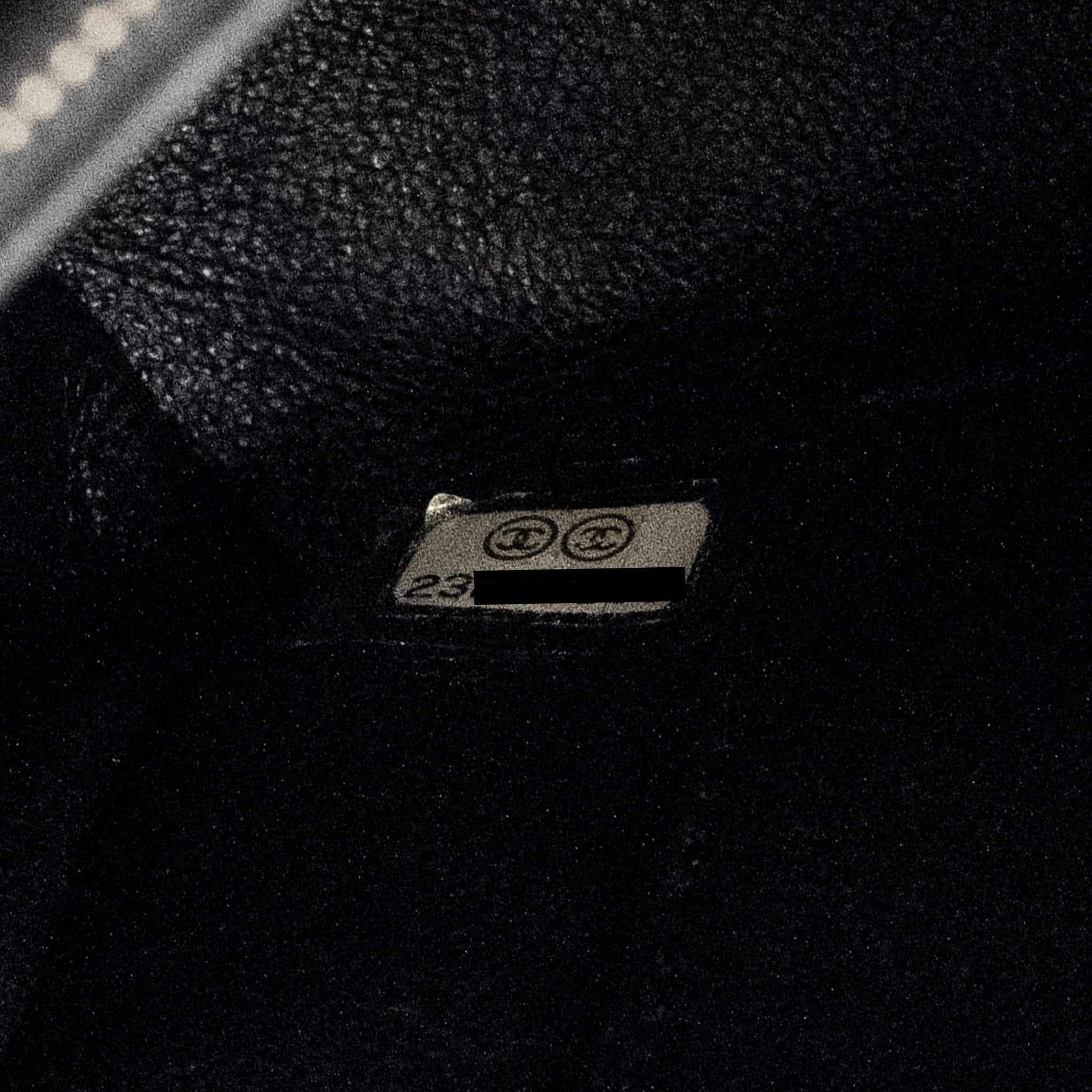 chanel-medium-coco-handle-caviar-lizard-handle-black-burgundy-ruthenium-hardware
