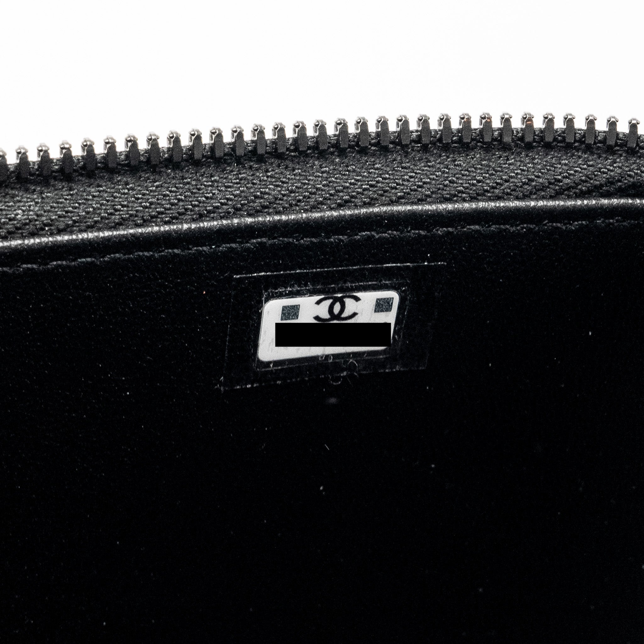 chanel-long-vanity-case-lambskin-so-black-microchip