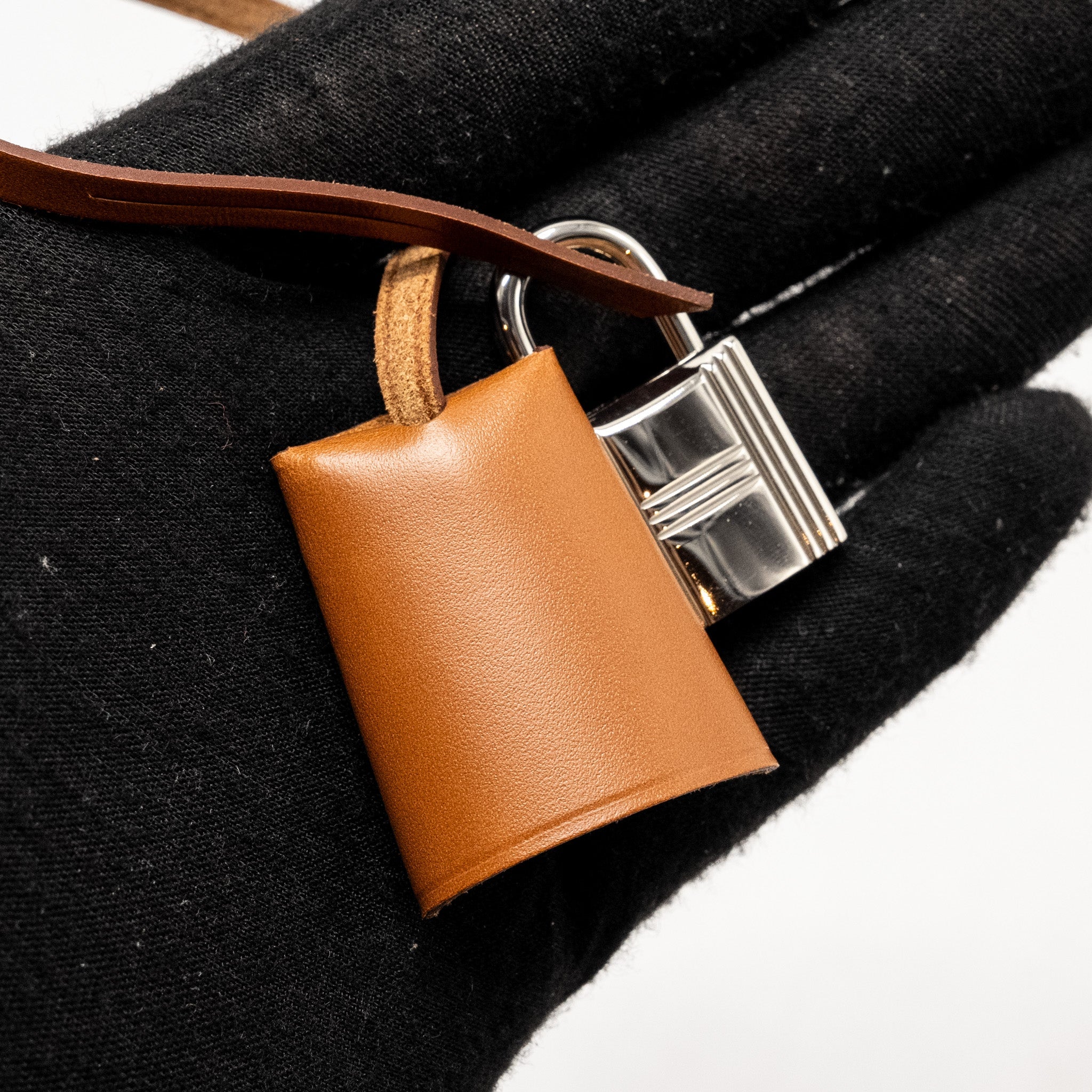 hermes-herbag-31-zip-bag-toile-h-berline-canvas-hunter-capucine-ecru-beige-fauve-shw-stamp-b