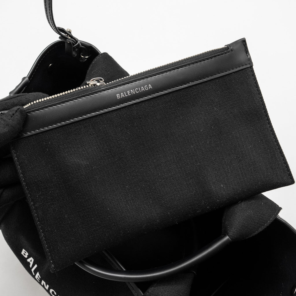 balenciaga-cabas-logo-tote-bag-canvas-calfskin-black-shw
