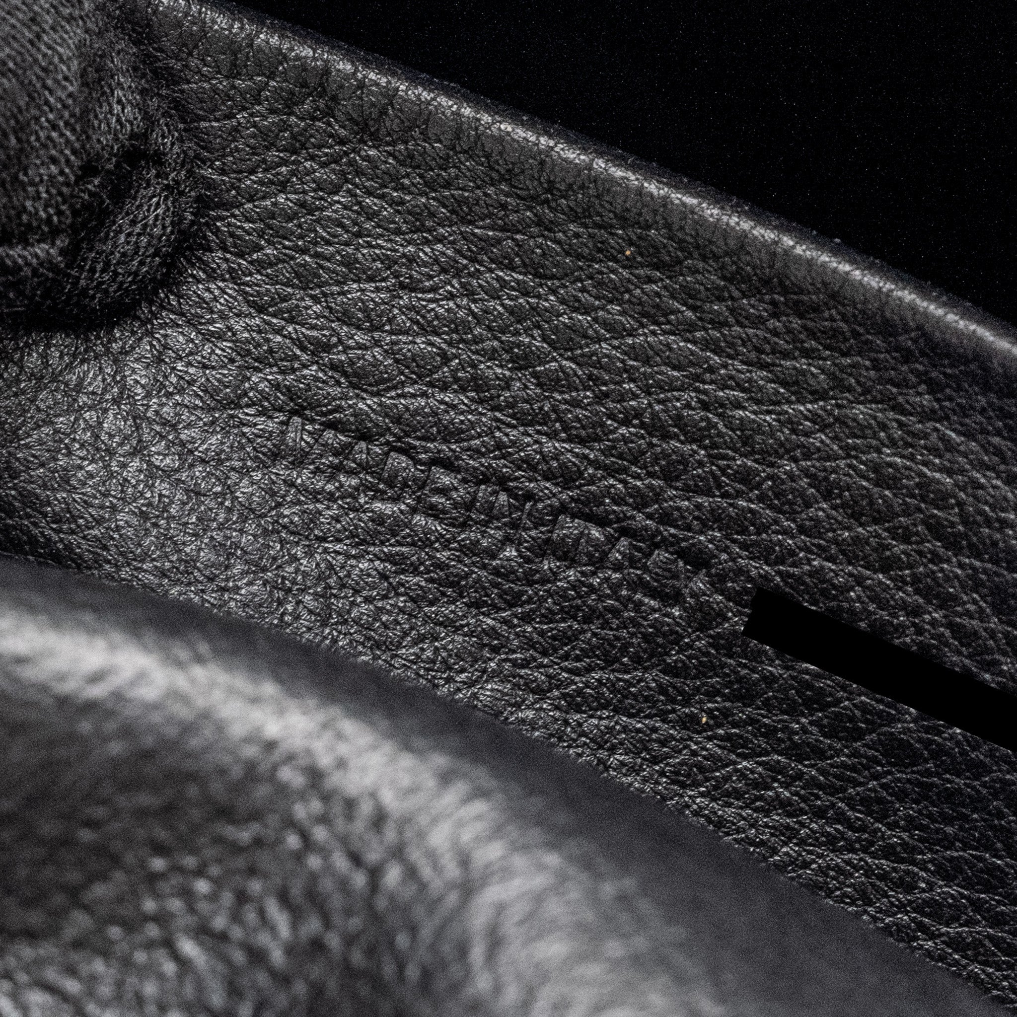 balenciaga-everyday-camera-bag-calfskin-black-shw