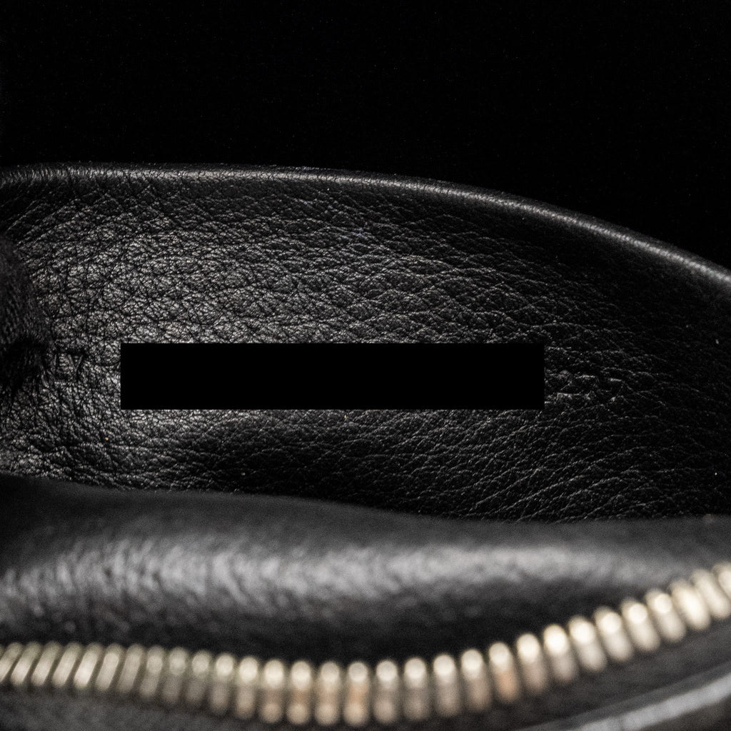 balenciaga-everyday-camera-bag-calfskin-black-shw