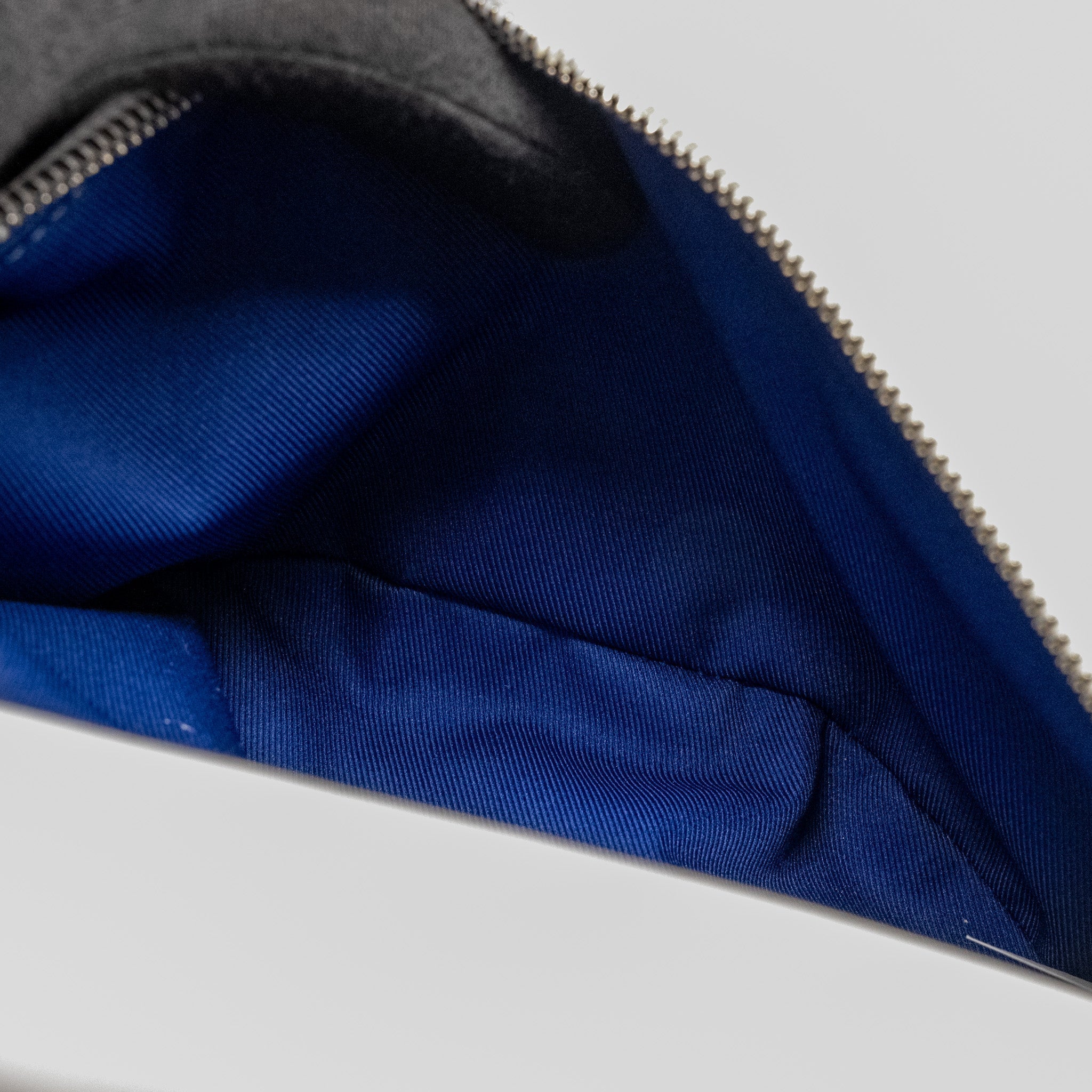 louis-vuitton-discovery-bum-bag-monogram-muliticolour-canvas-shw