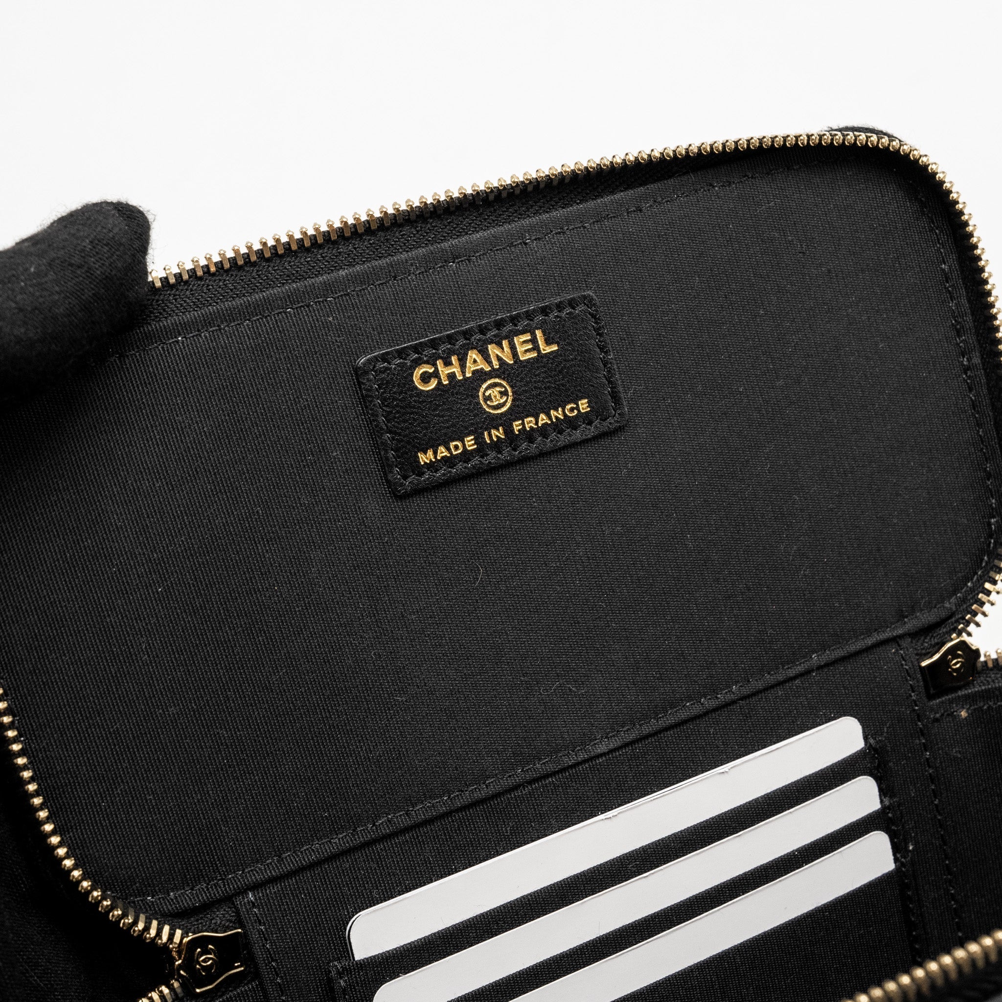 chanel-long-vanity-case-lambskin-black-ghw