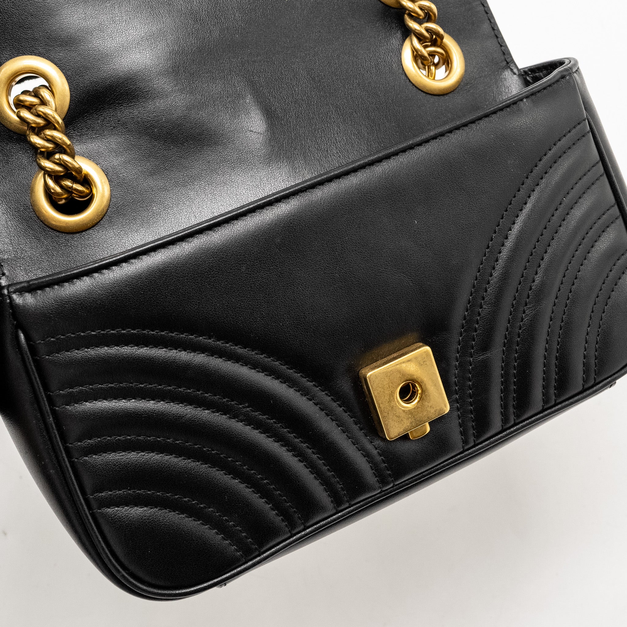 gucci-mini-gg-marmont-shoulder-bag-calfskin-black-ghw-1