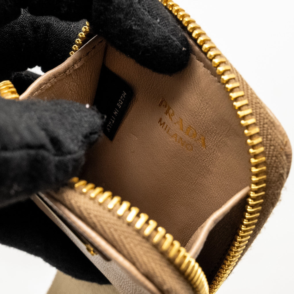 prada-beige