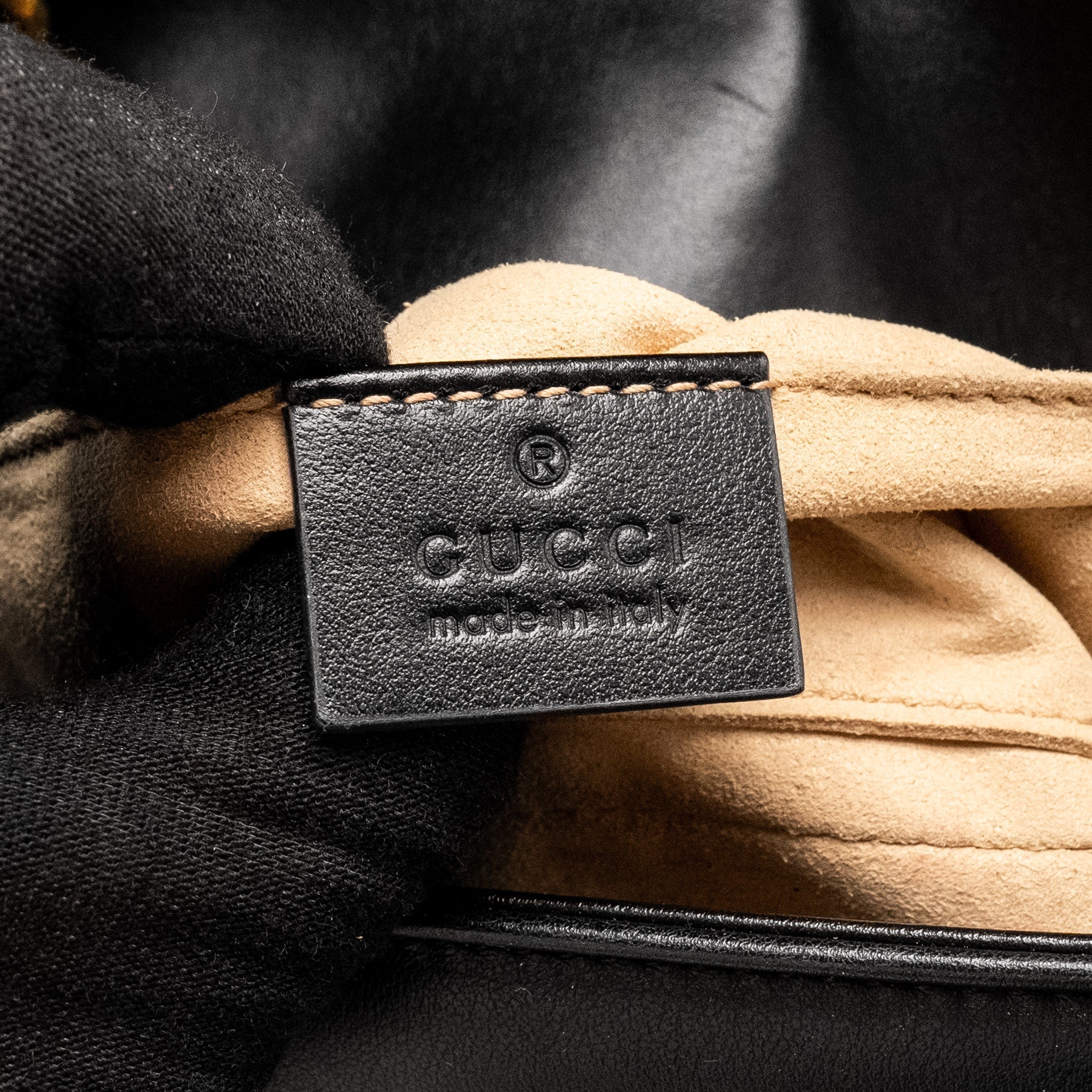 gucci-mini-gg-marmont-shoulder-bag-calfskin-black-ghw-1
