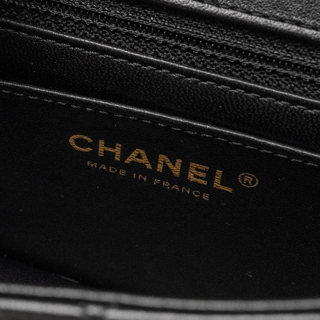 chanel-detailed-top-handle-flap-bag-lambskin-black-ghw-microchip