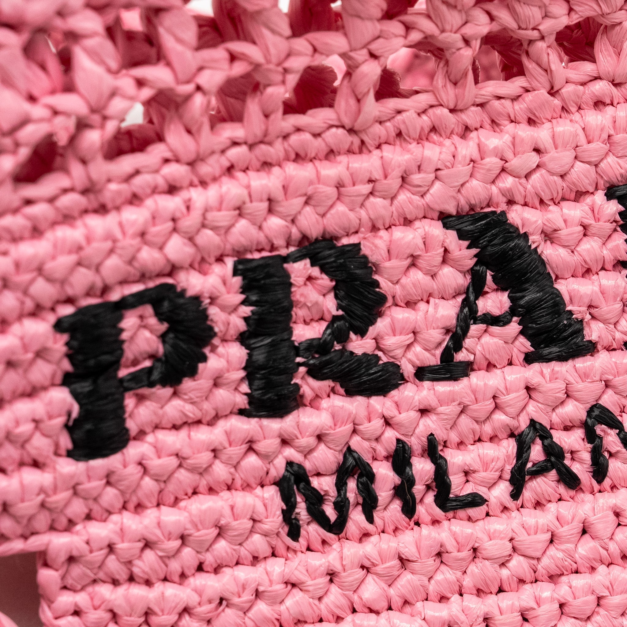 prada-raffie-tote-bag-pink