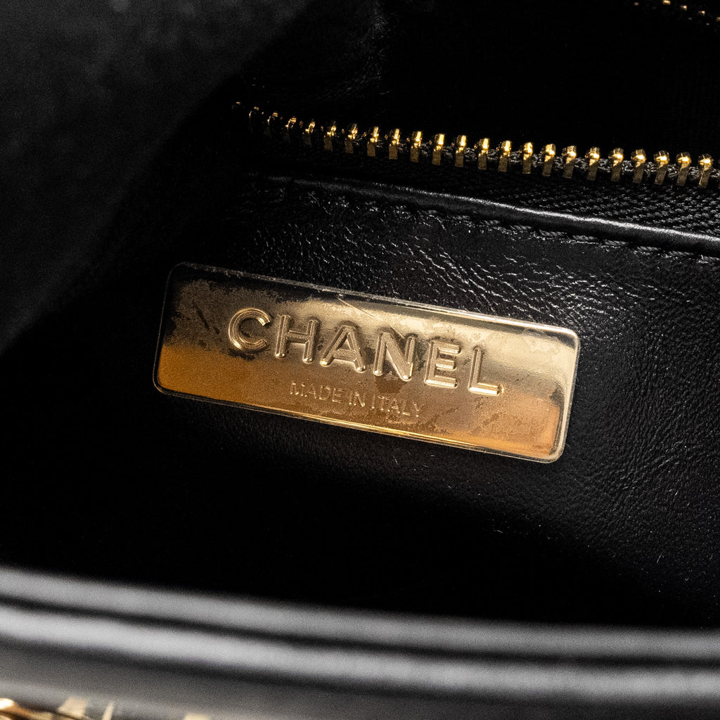 chanel-mini-31-bag-calfskin-black-lghwmicrochip