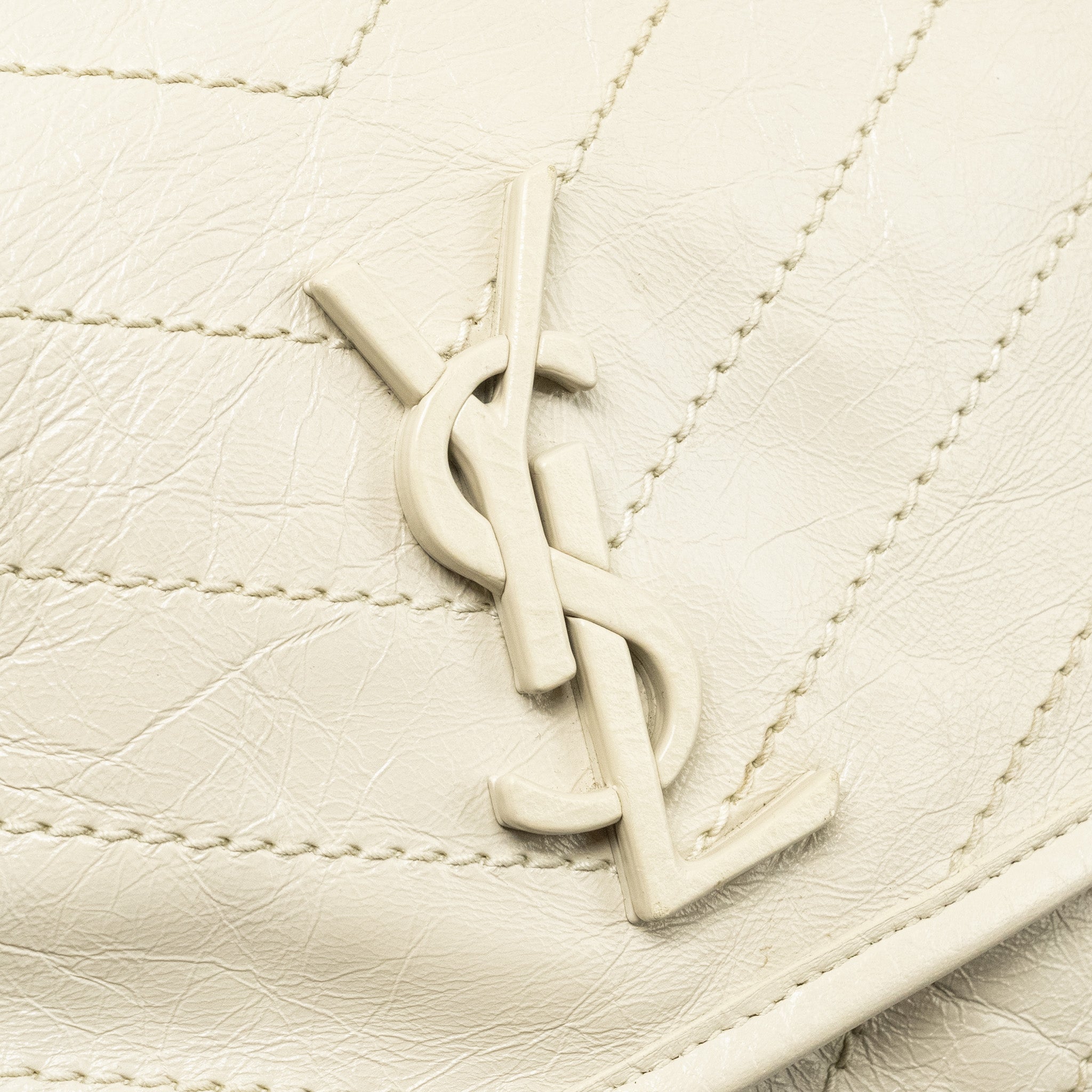 saint-laurent-ysl-medium-niki-calfskin-white-shw