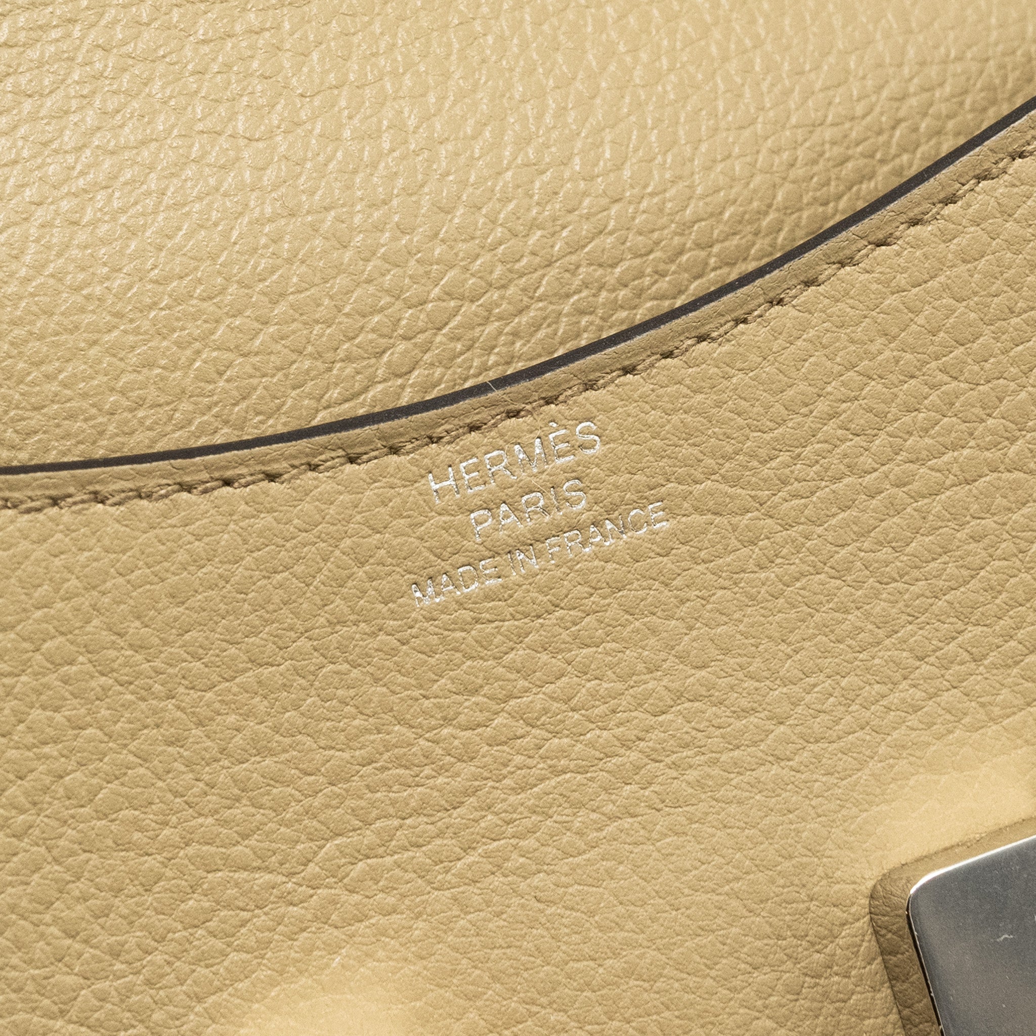hermes-constance-slim-evercolor-beige-marfa-shw-stamp-b