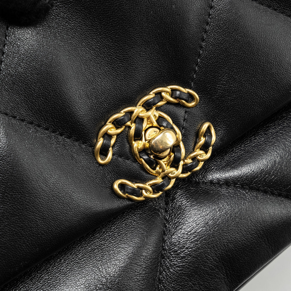 chanel-small-19-bag-lambskin-black-multicolor-hardware-1