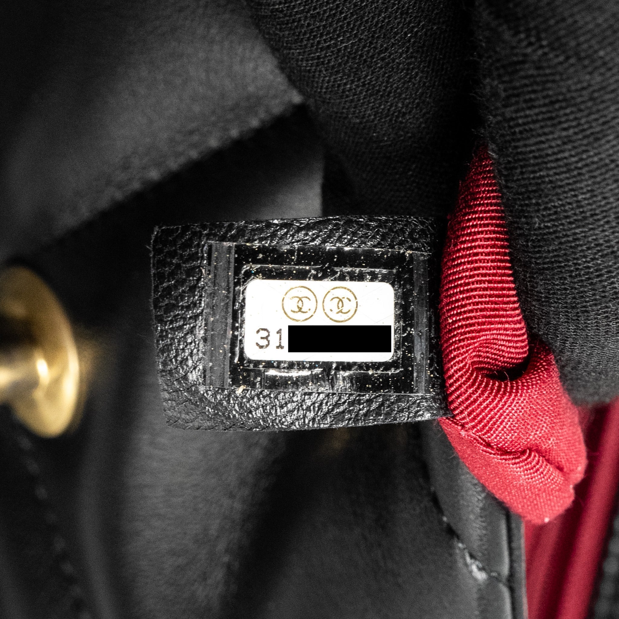 chanel-small-19-bag-lambskin-black-multicolor-hardware-1