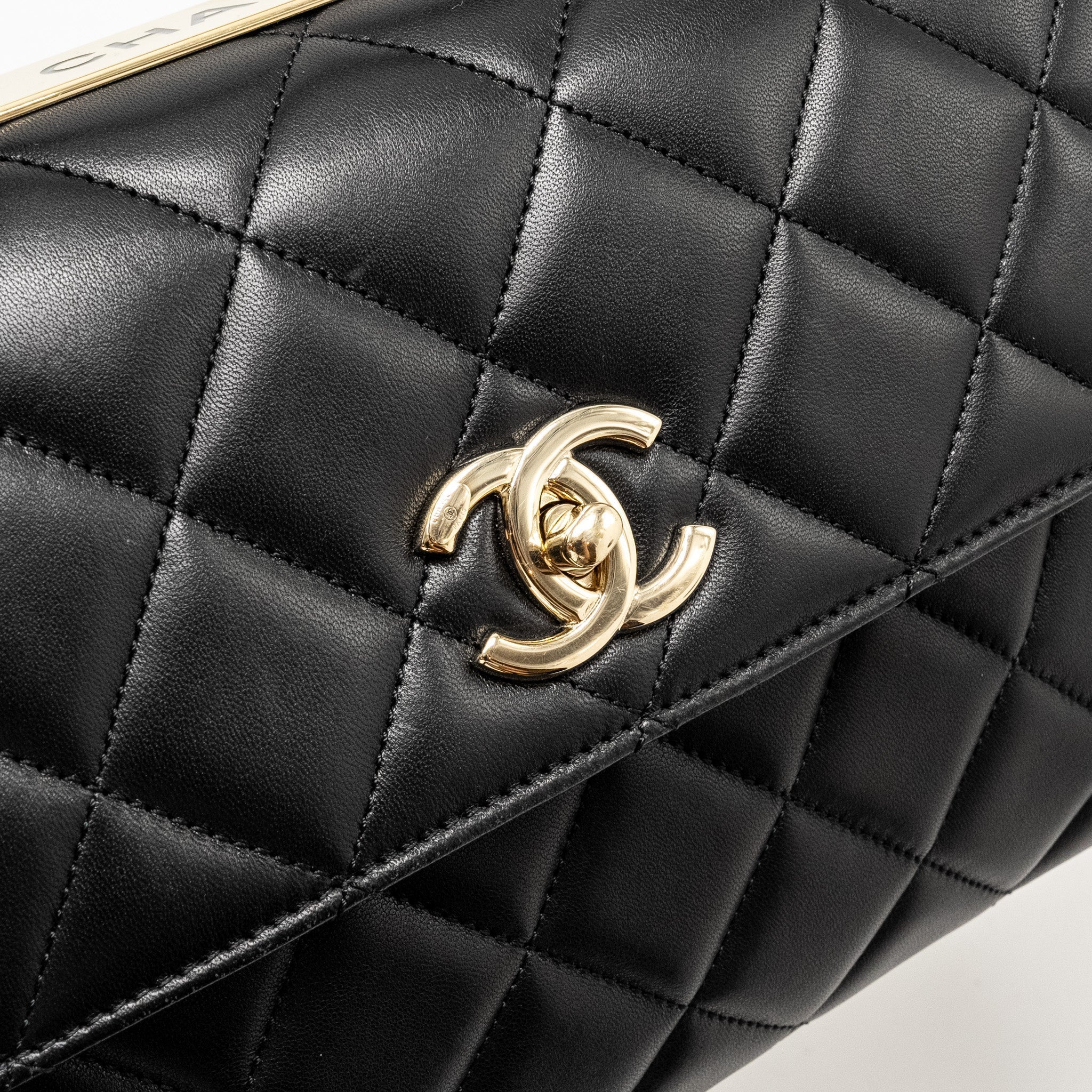 chanel-top-handle-trendy-cc-flap-bag-lambskin-black-lghw-copy-2