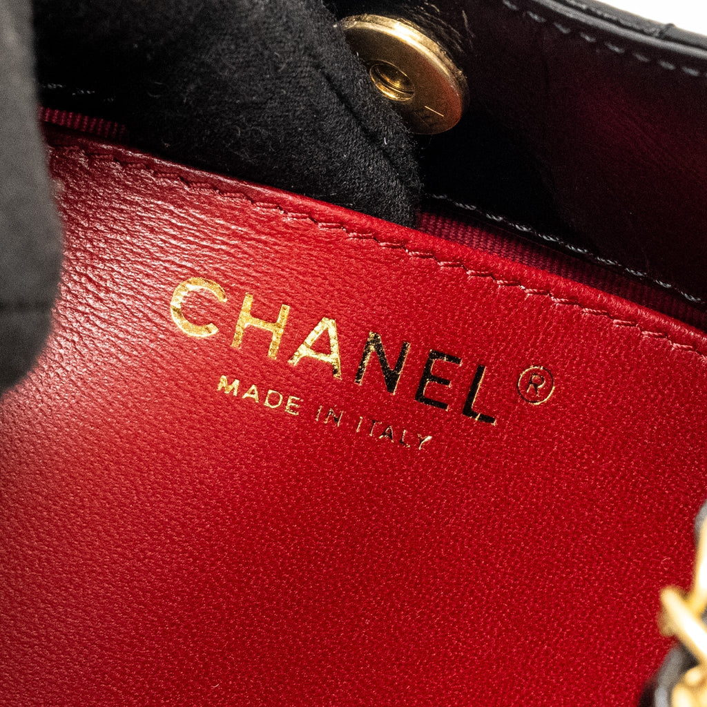 chanel-23c-small-hobo-bag-shiny-calfskin-black-brushed-ghwmicrochip