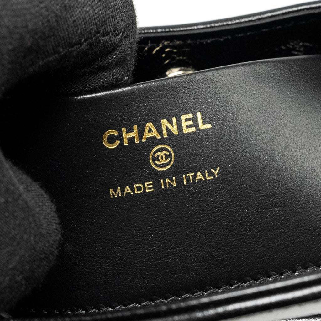 chanel-mini-31-clutch-with-chain-shiny-lambskin-black-lghw-microchip-copy-1