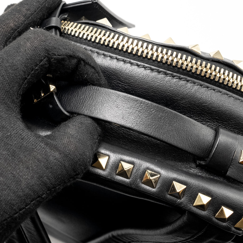valentino-rockstud-backpack-leather-black-ghw