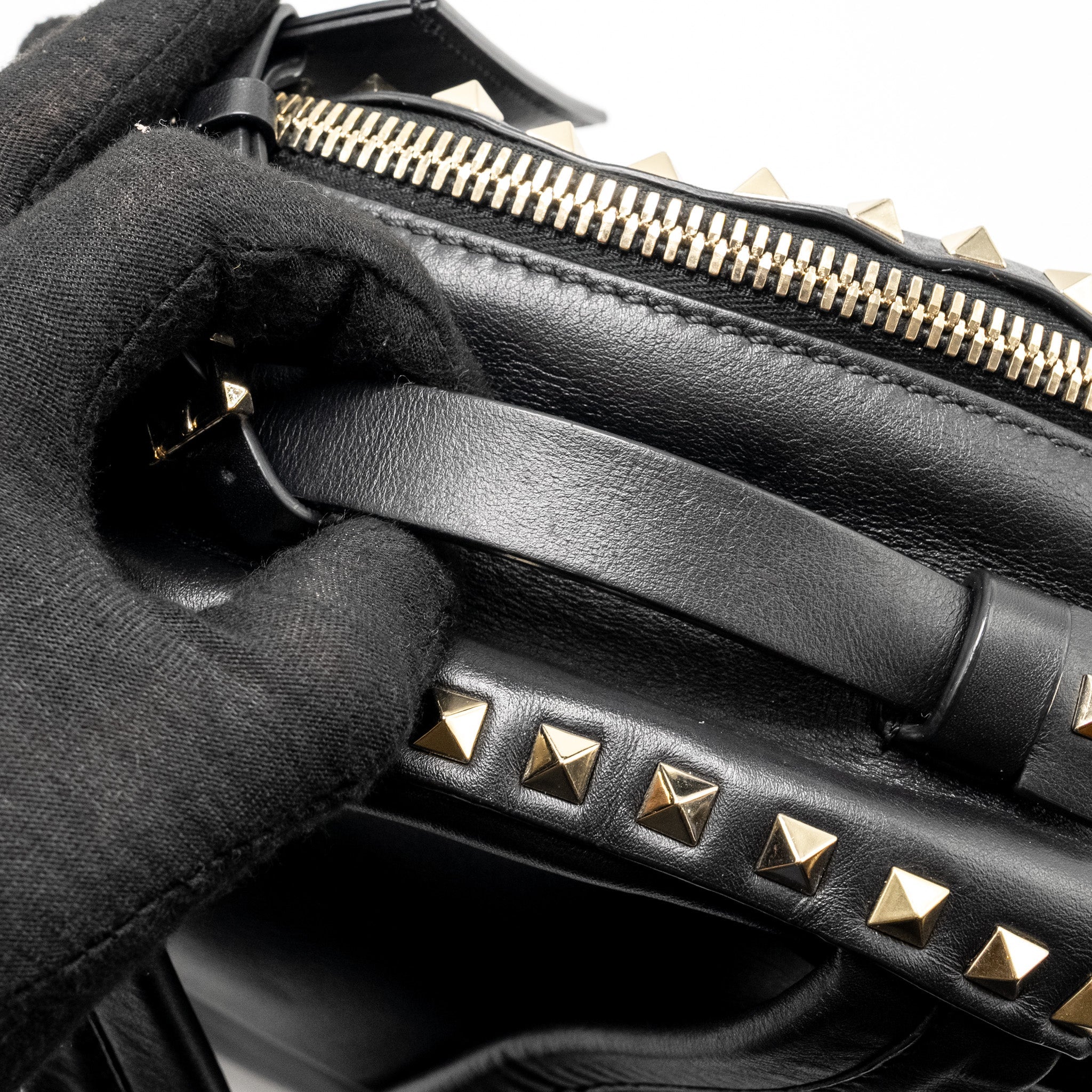 valentino-rockstud-backpack-leather-black-ghw