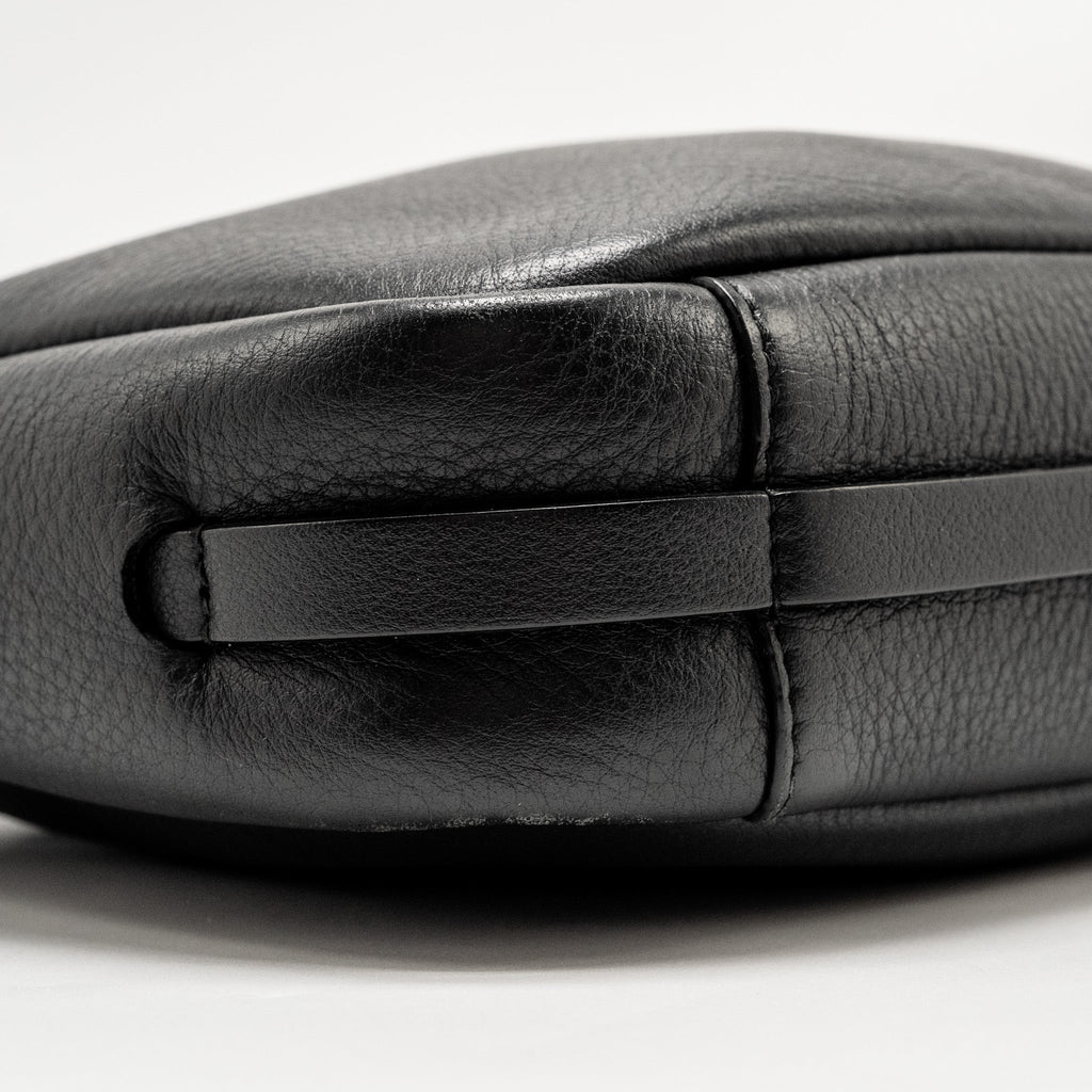 balenciaga-everyday-camera-bag-calfskin-black-shw