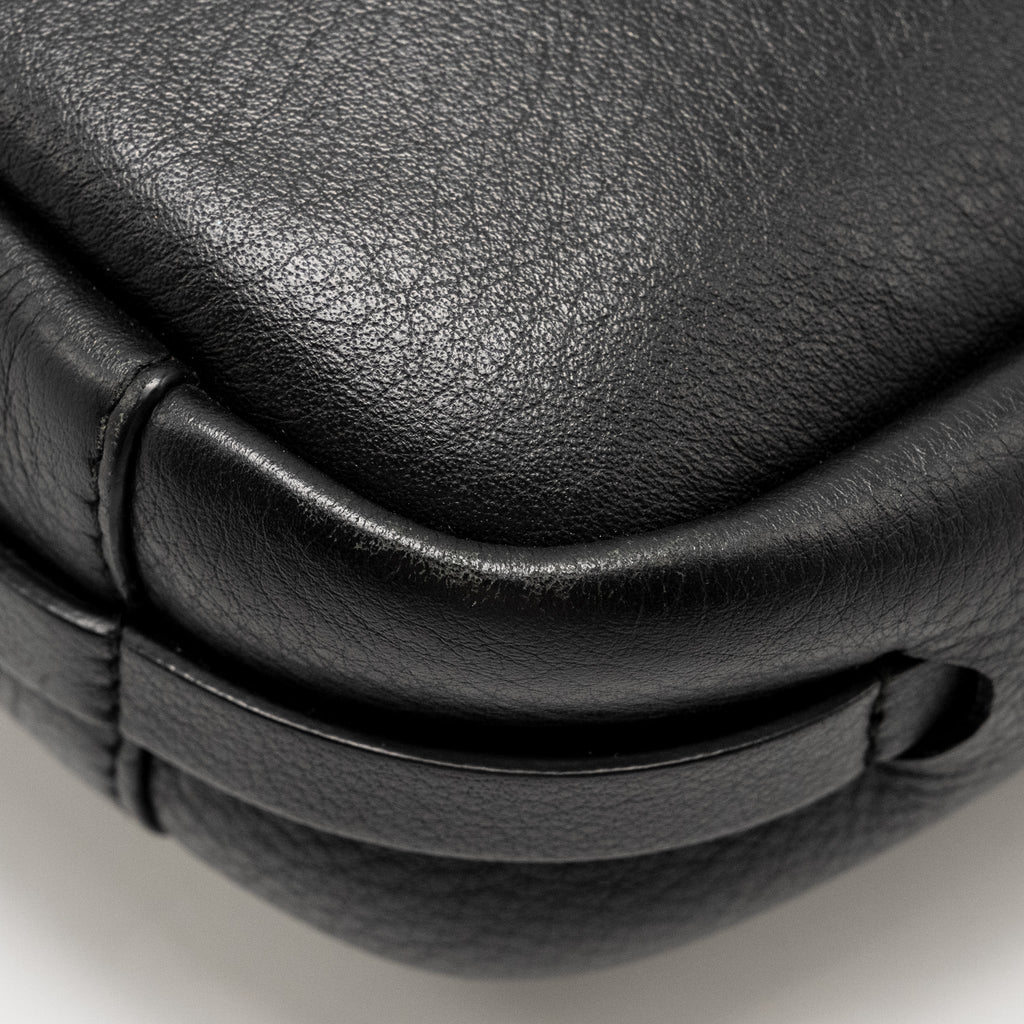 balenciaga-everyday-camera-bag-calfskin-black-shw