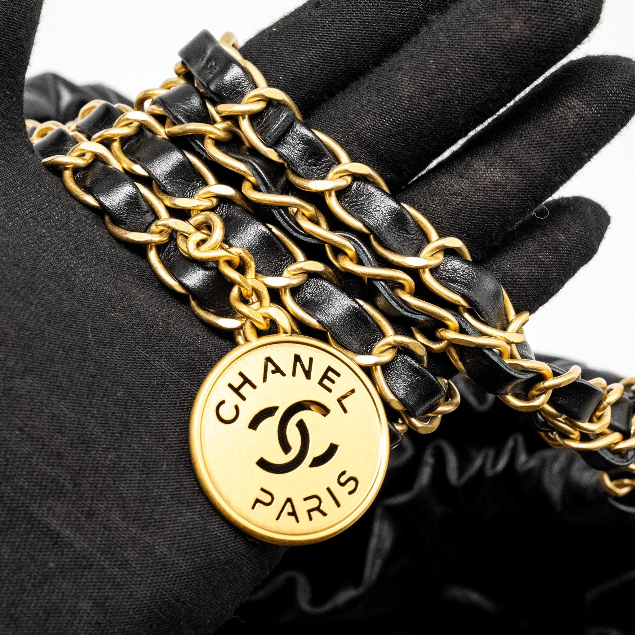 chanel-medium-22-bag-gold-letter-shiny-calfskin-black-ghw-microchip-1