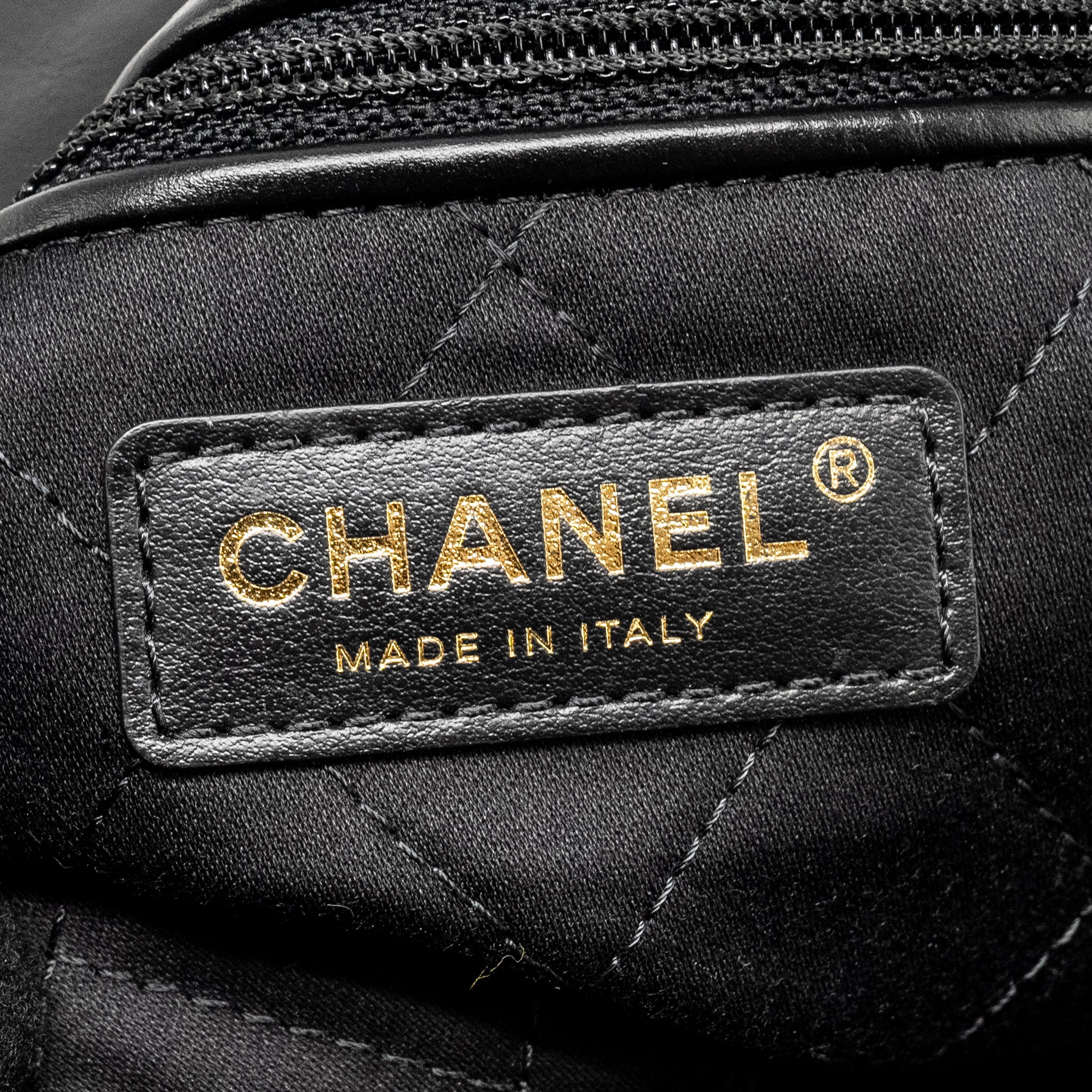 chanel-medium-22-bag-gold-letter-shiny-calfskin-black-ghw-microchip-1