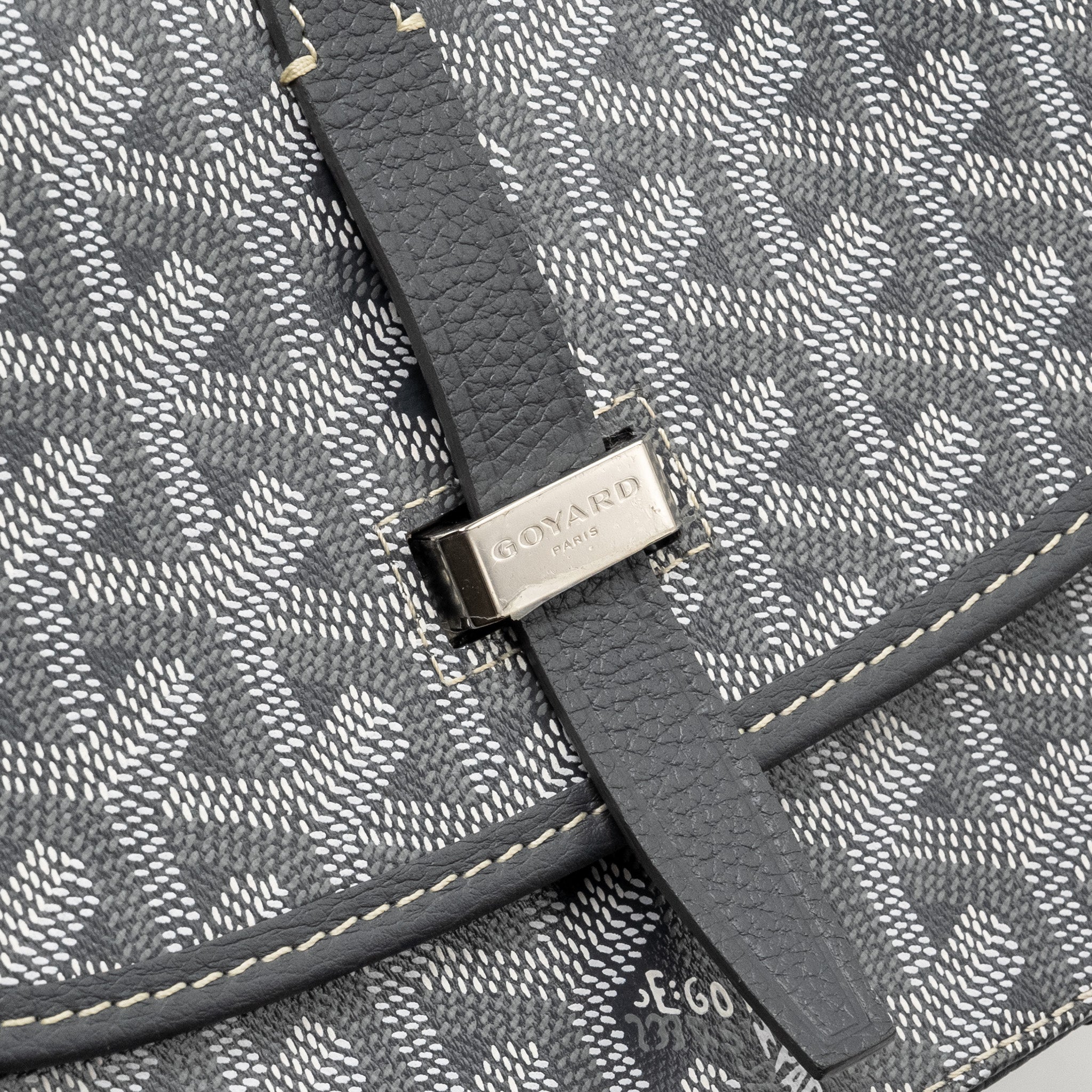 goyard-bag-grey