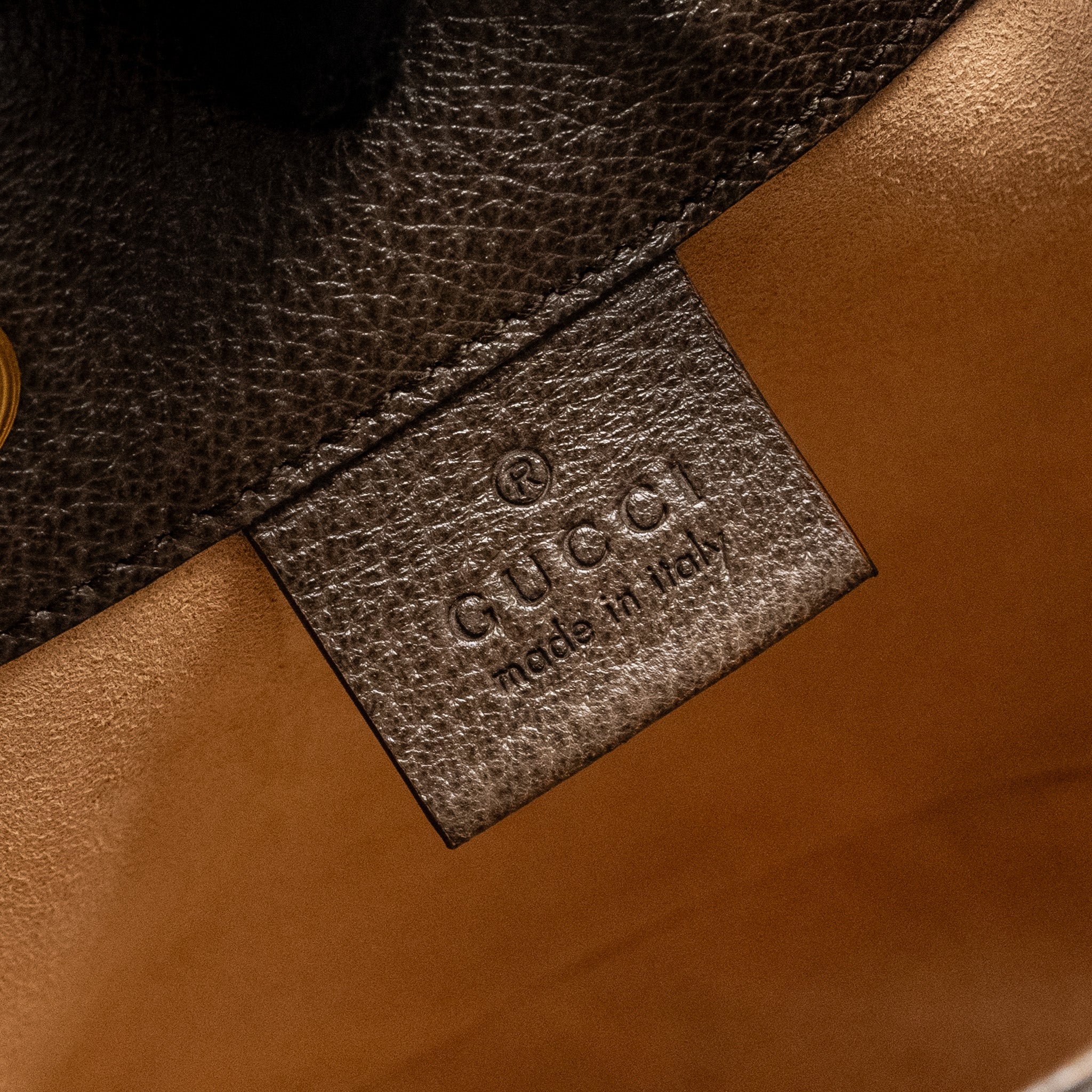 gucci-ophidia-mini-bucket-bag-gg-supreme-canvas-beige-ebony-ghw-copy-1