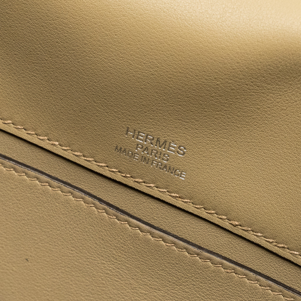 hermes-maxi-kelly-42-grizzly-swift-gris-caillou-beige-marfa-shw-stamp-w