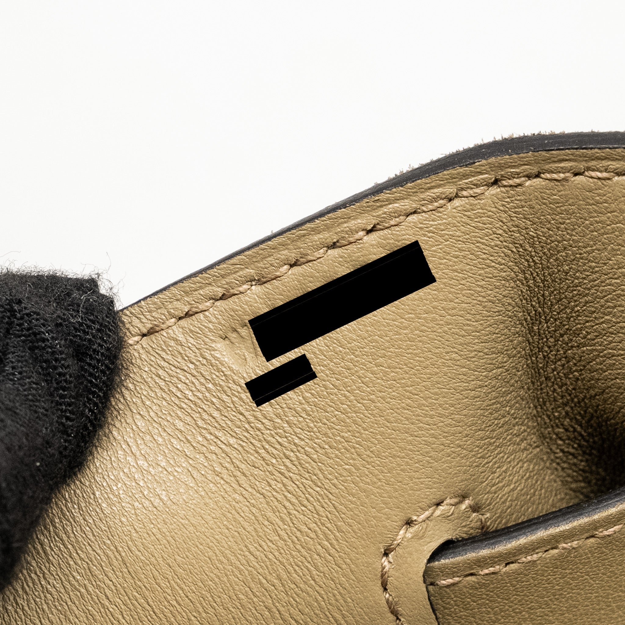 hermes-maxi-kelly-42-grizzly-swift-gris-caillou-beige-marfa-shw-stamp-w