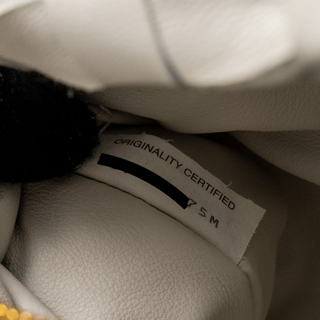 bottega-veneta-mini-jodie-lambskin-white-ghw
