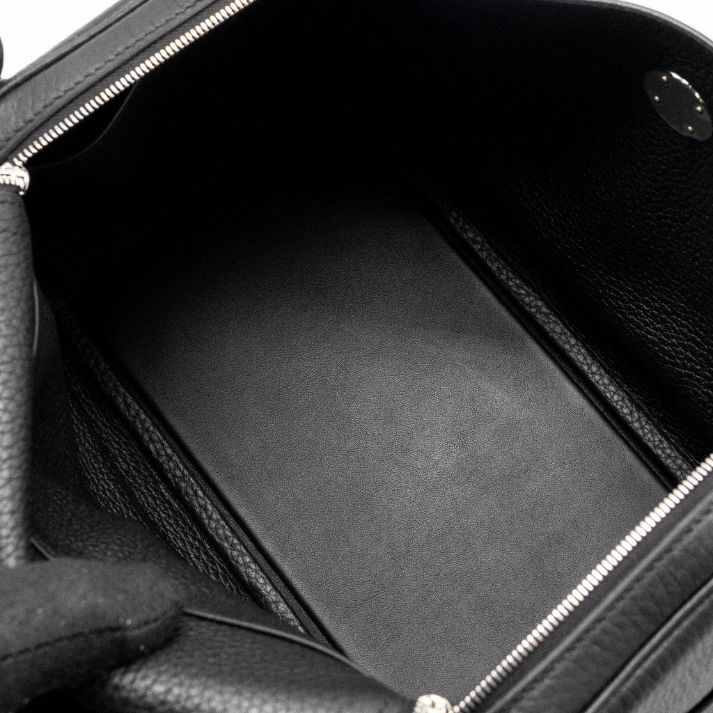hermes-lindy-26-clemence-black-shw-stamp-w