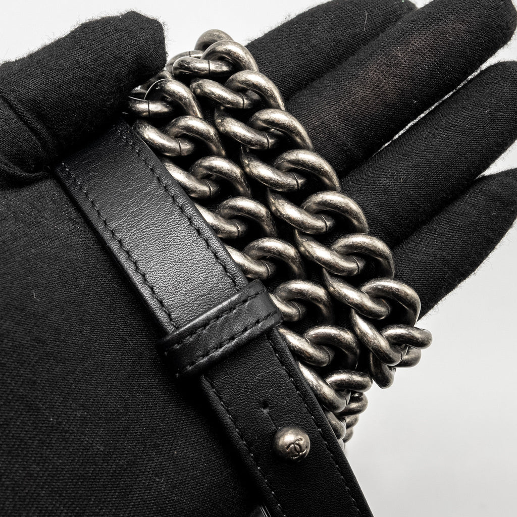 chanel-small-boy-bag-calfskin-black-ruthenium-hardware