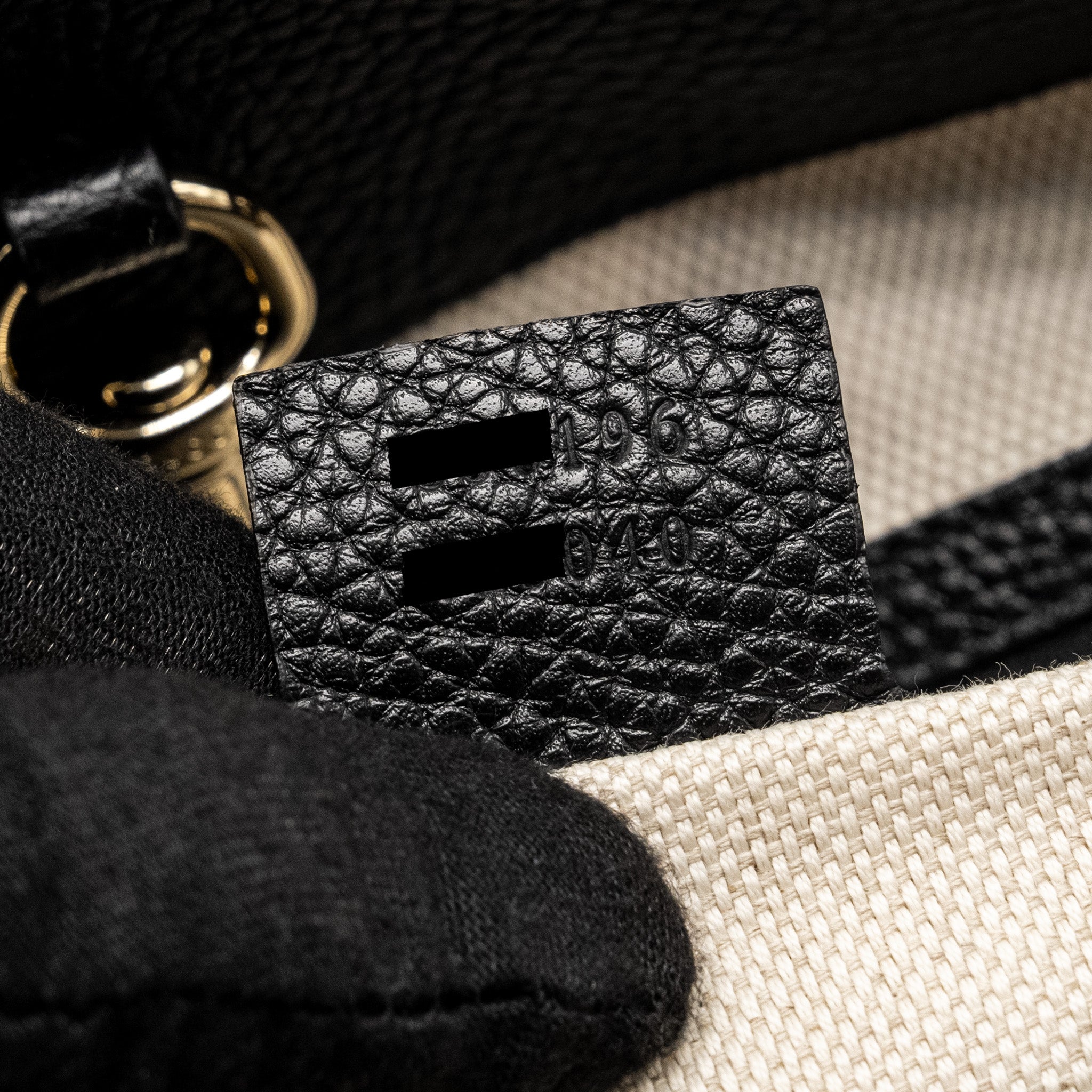 gucci-interlocking-g-soho-tote-bag-calfskin-black-ghw