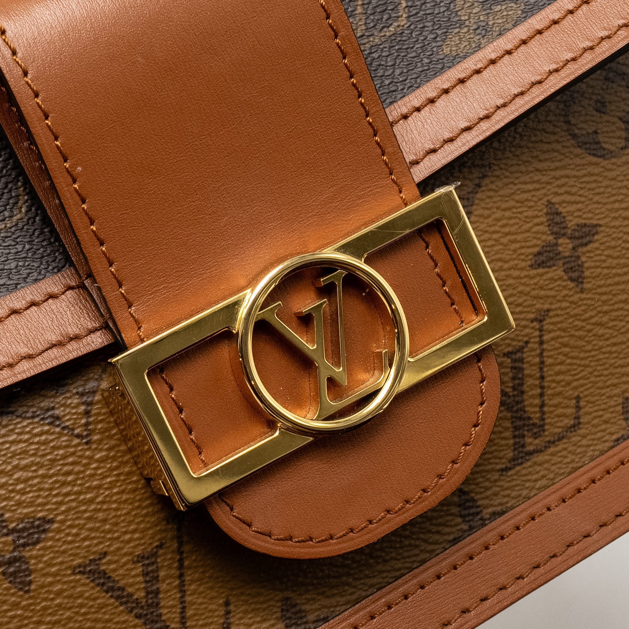 louis-vuitton-dauphine-mm-monogram-reverse-canvas-ghw