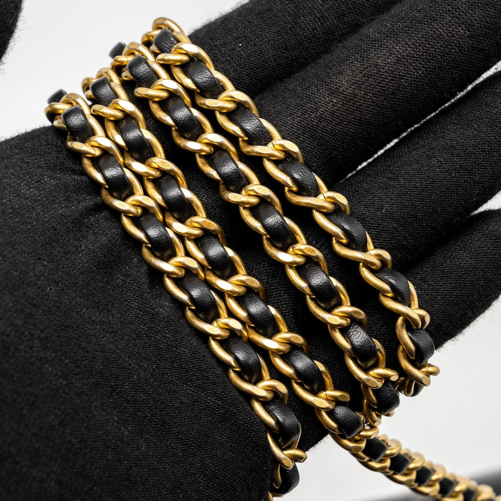 chanel-gold-crush-mini-flap-bag-calfskin-black-ghw-microchip