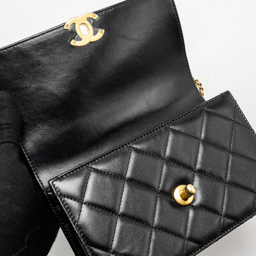 chanel-gold-crush-mini-flap-bag-calfskin-black-ghw-microchip