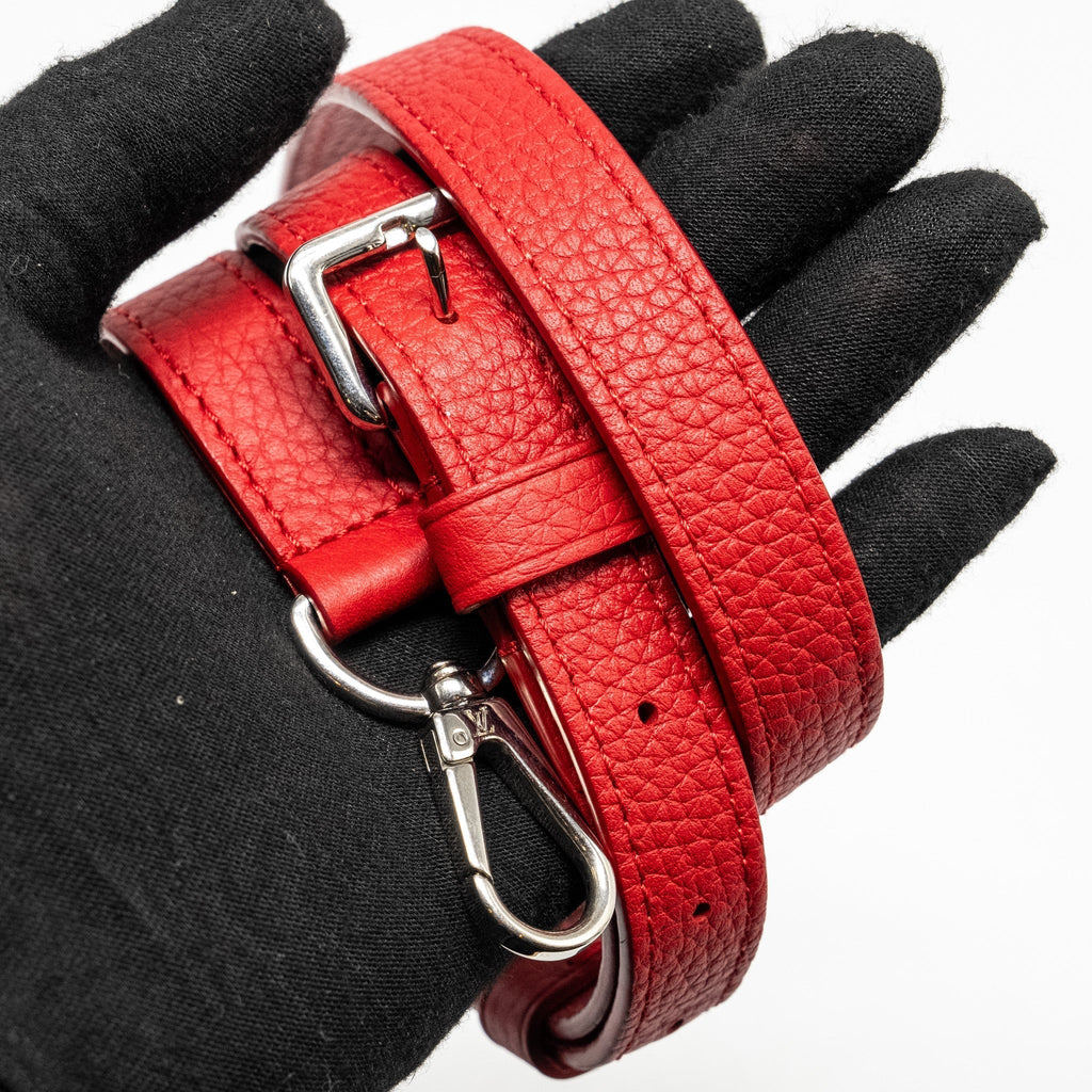 louis-vuitton-capcuine-bb-taurillon-red-shw-1