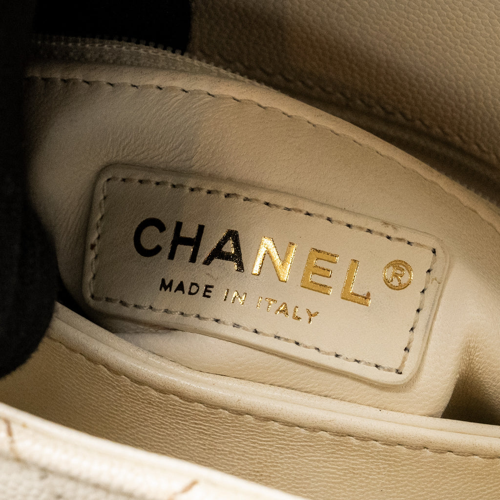 chanel-mini-coco-handle-caviar-white-lghw-microchip
