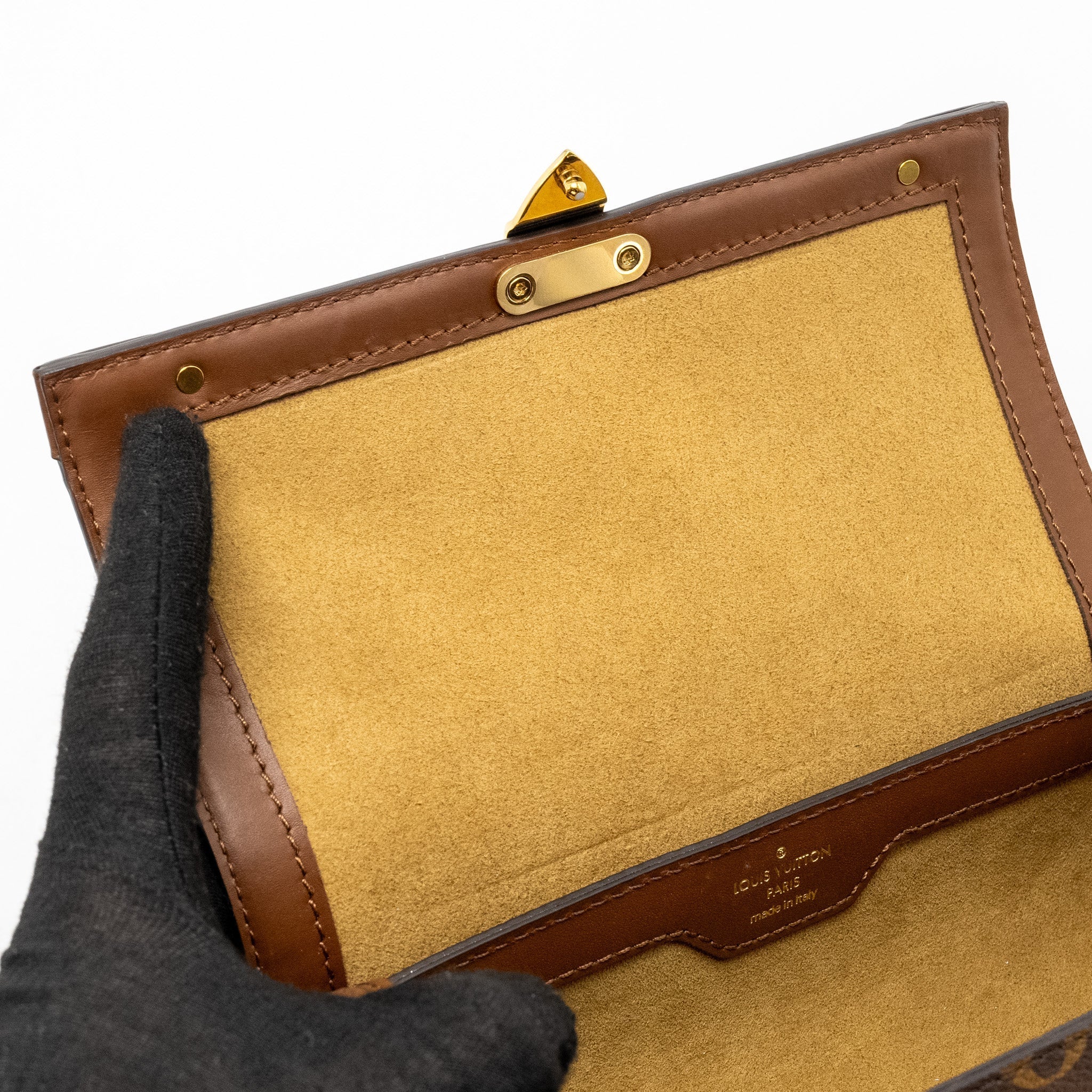 louis-vuitton-papillon-trunk-monogram-canvas-ghw-copy
