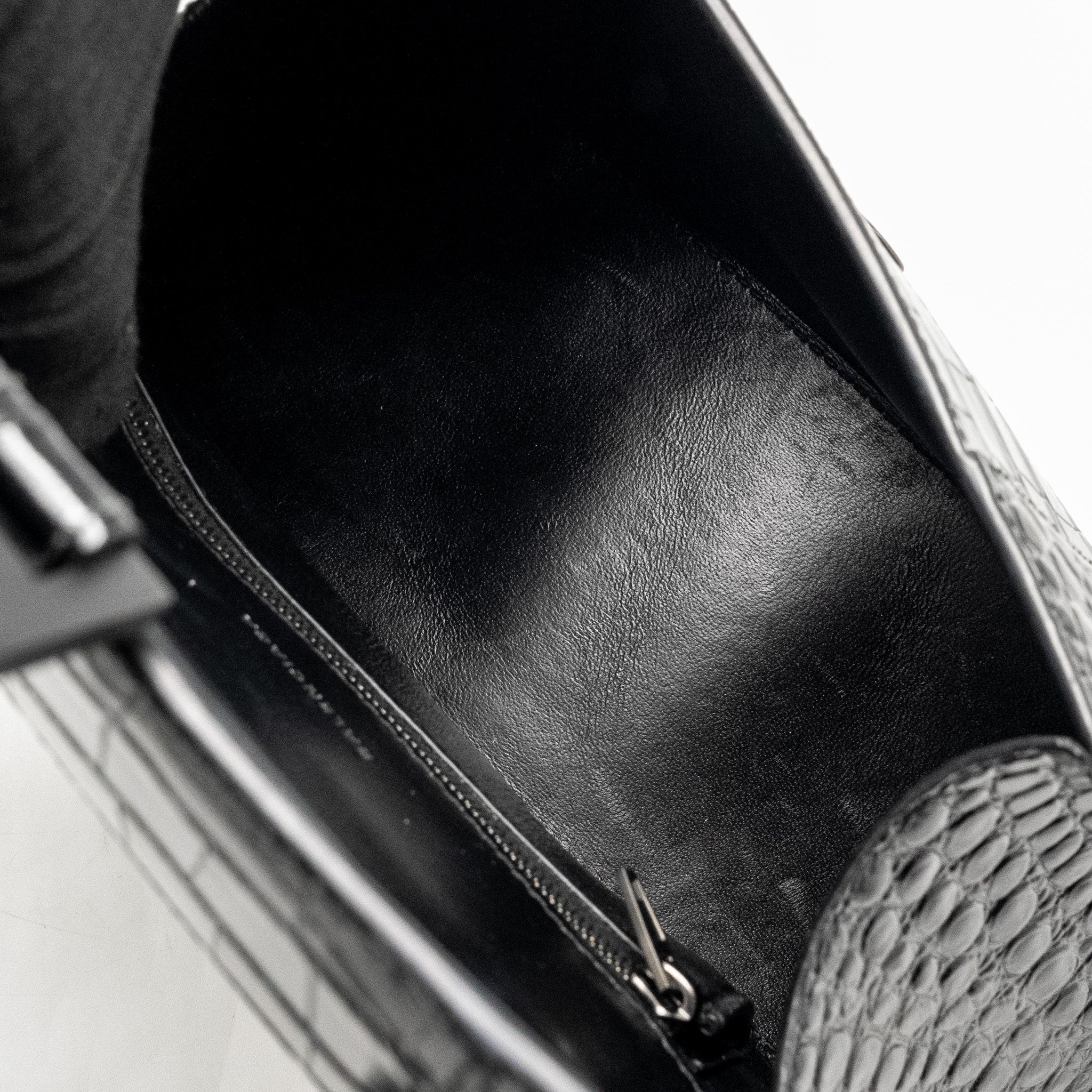 balenciaga-hourglass-s-croc-embossed-calfskin-so-black-1