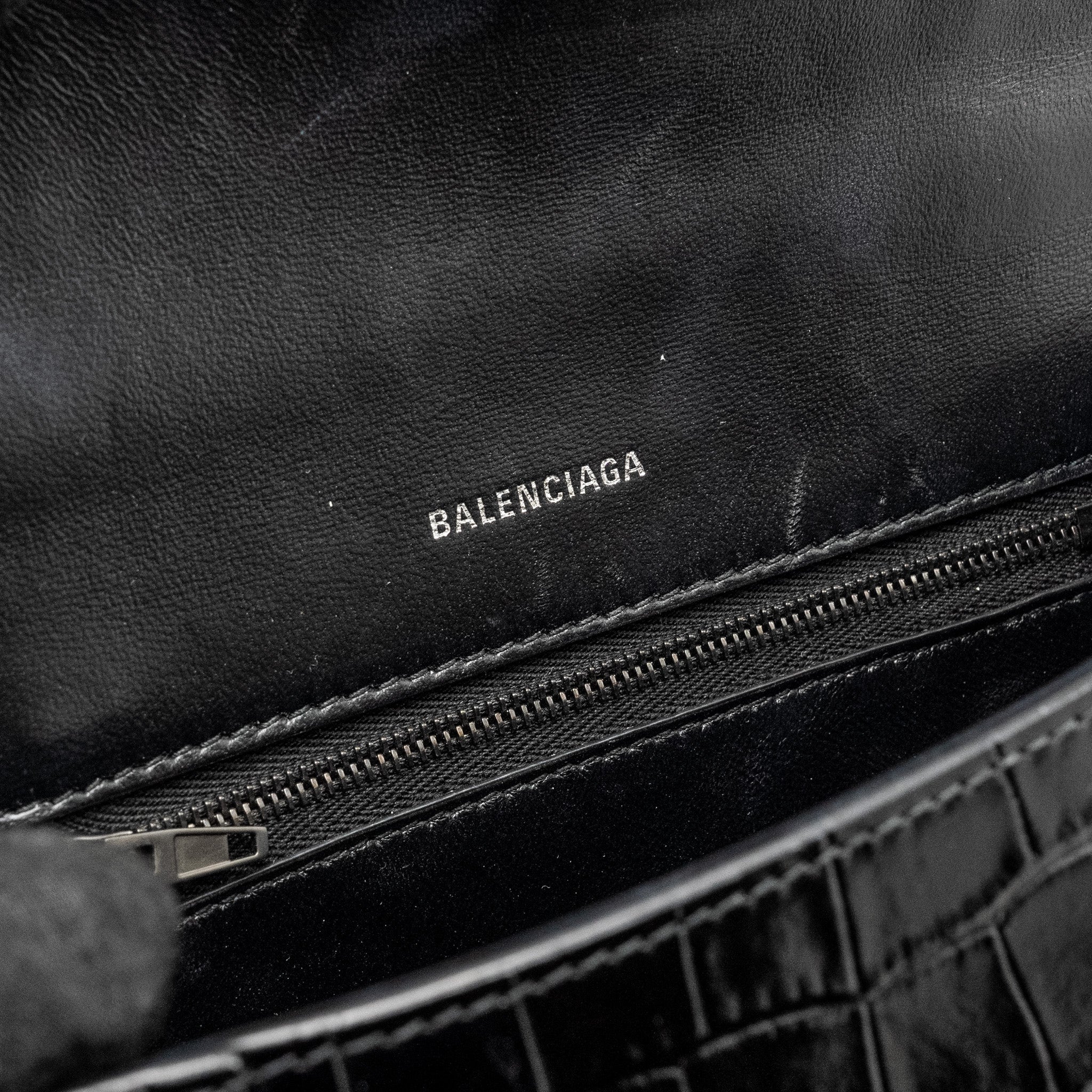 balenciaga-hourglass-s-croc-embossed-calfskin-so-black-1