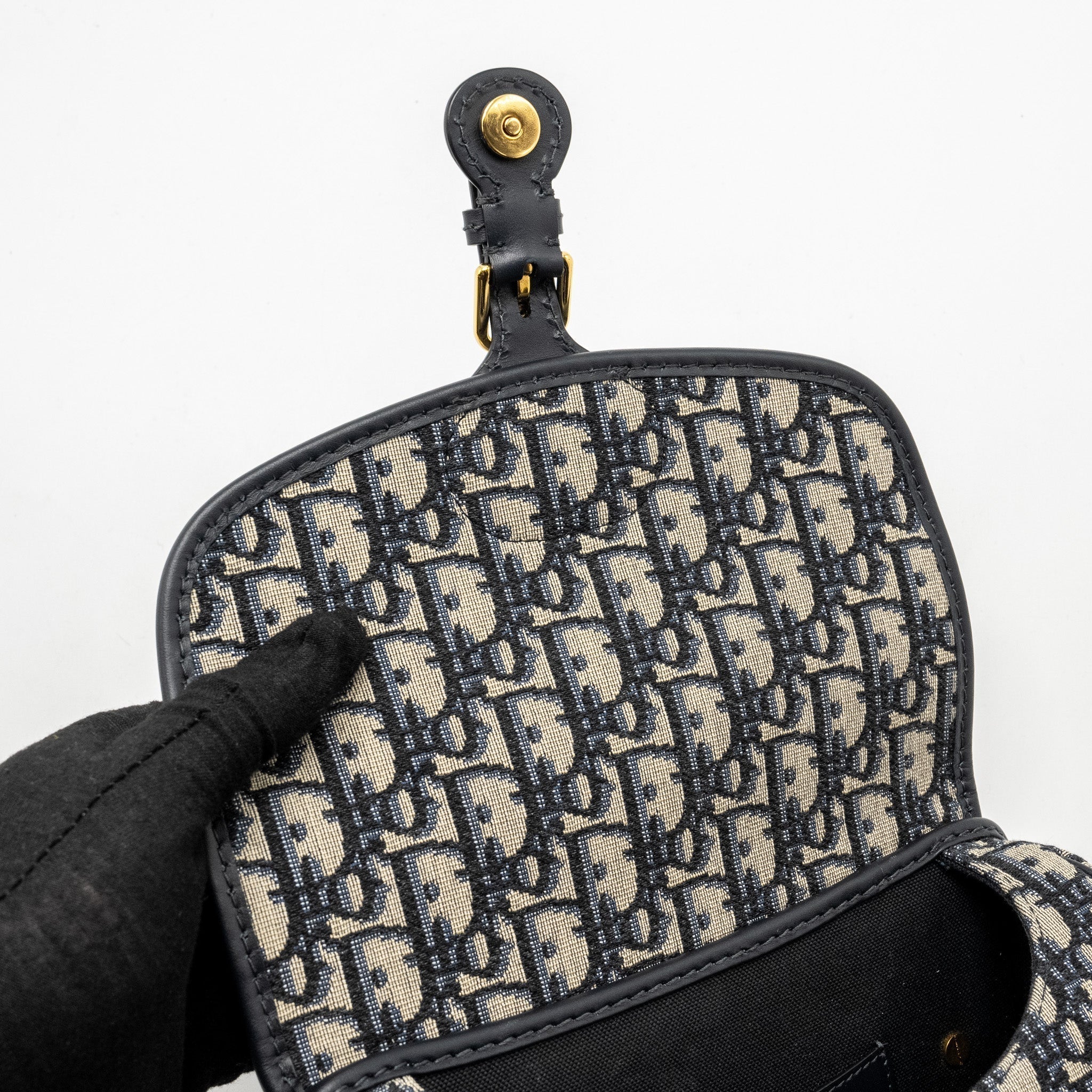 dior-medium-bobby-bag-blue-dior-oblique-jacquard-ghw-1