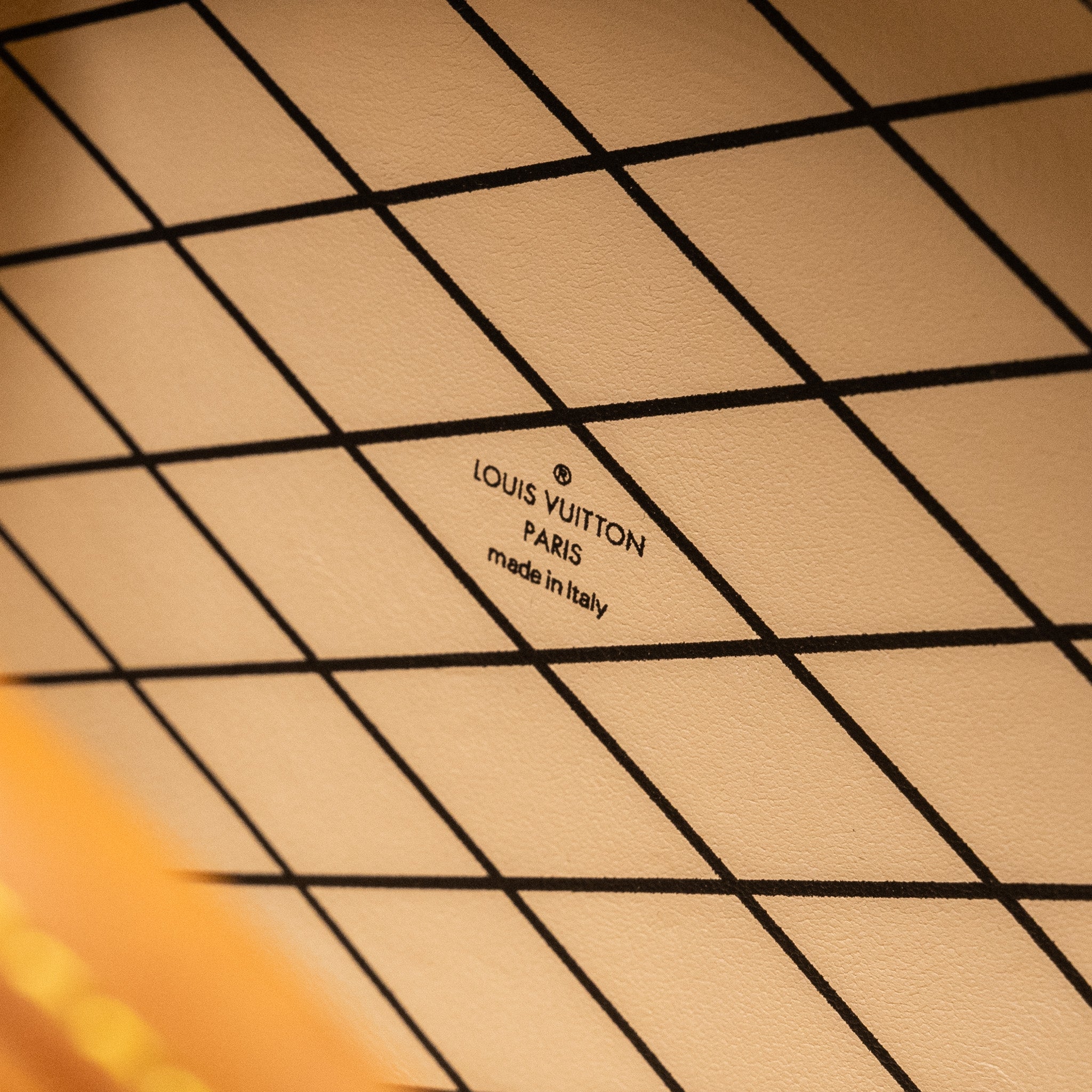 louis-vuitton-boite-chapeau-bag-limited-edition-grace-coddington-catogram-petit-calfskin-brown-ghw