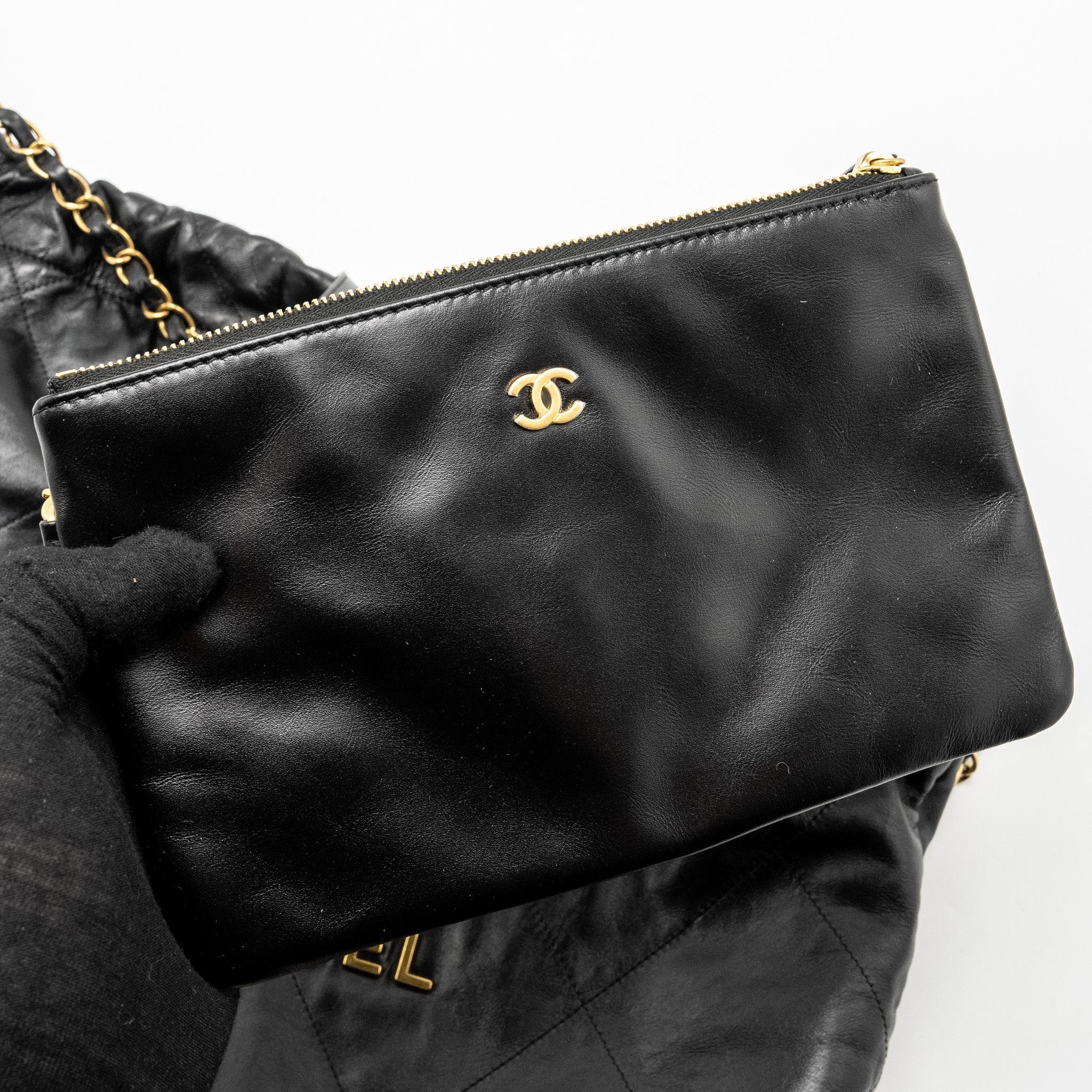 chanel-medium-22-bag-shiny-calfskin-black-ghw-microchip-3