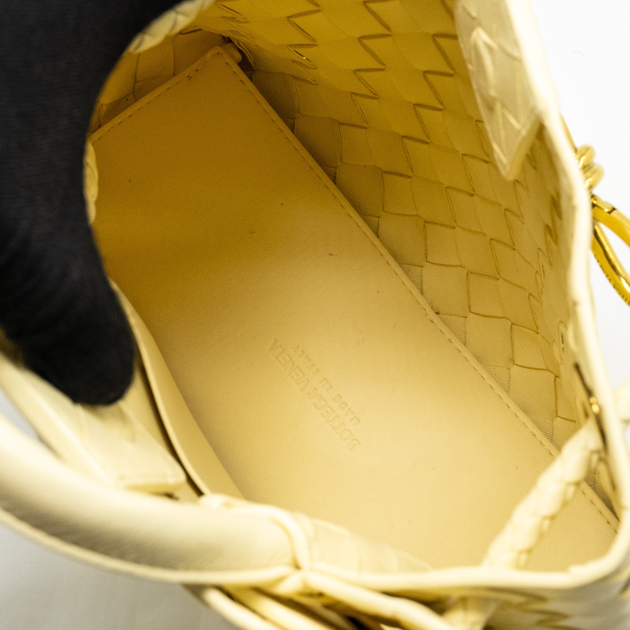 bottega-veneta-small-andiamo-bag-lambskin-light-yellow-ghw