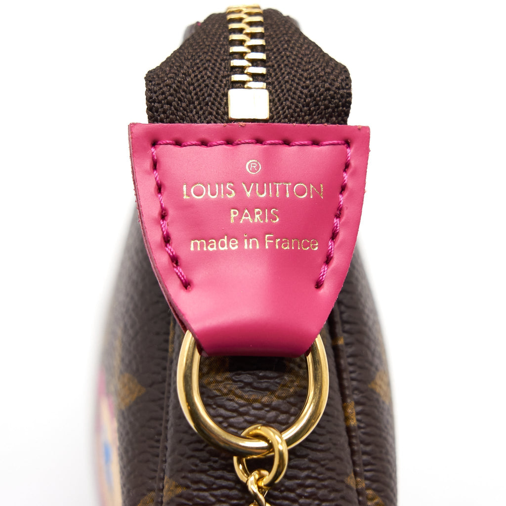 louis-vuitton-mini-pochette-accessories-m69752-christmas-limited-edition