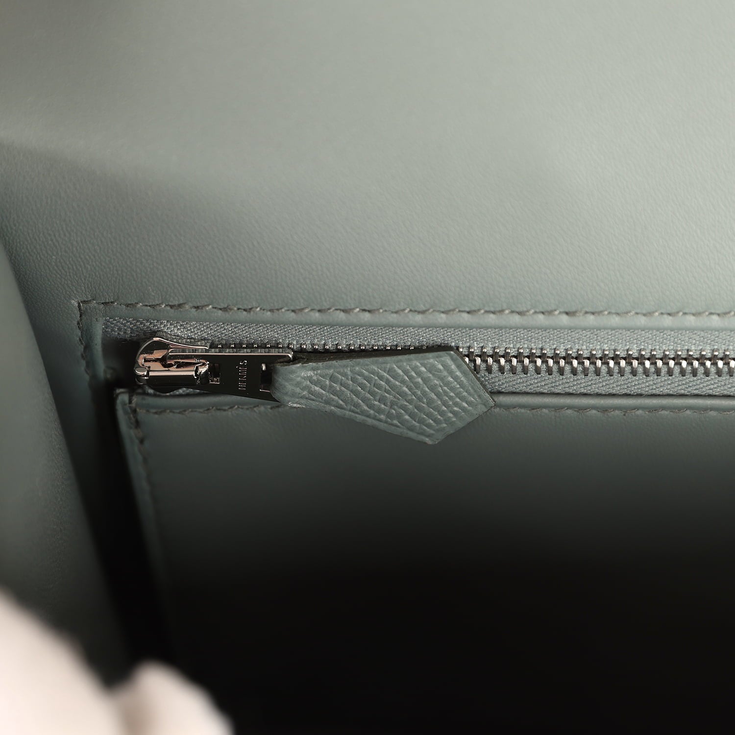 Constance 1-24 Vert Amande Epsom Palladium Hardware Bag