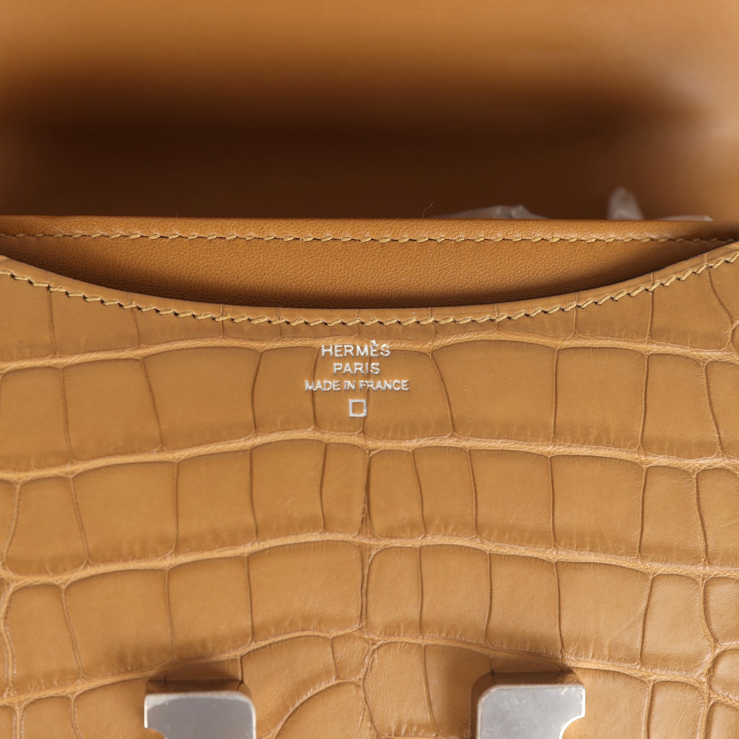 Constance 18 Kraft Matte Alligator Palladium Hardware Bag